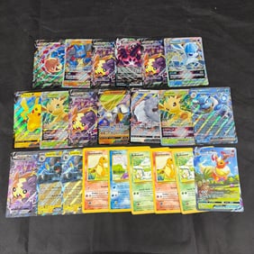 SWSH & SV Jumbo Pokemon Cards, Flareon VMAX