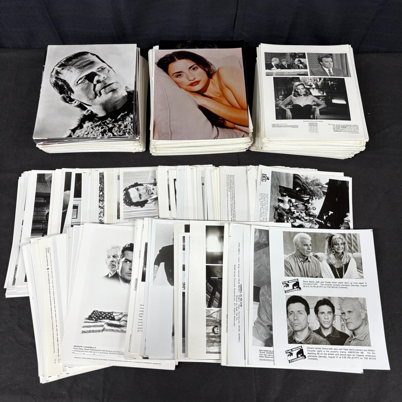 Short Box lot of Press Photos, and Movie Stills: Press Photos and stills from Rising sun, Hammer Film Horror Movies, Tombstone, and more. We ship in-house! We ship internationally. We also offer pick up and we offer a discount for cash payments. Ple