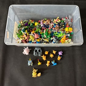 Box of Mini Figures, Pokemon, Digimon, +
