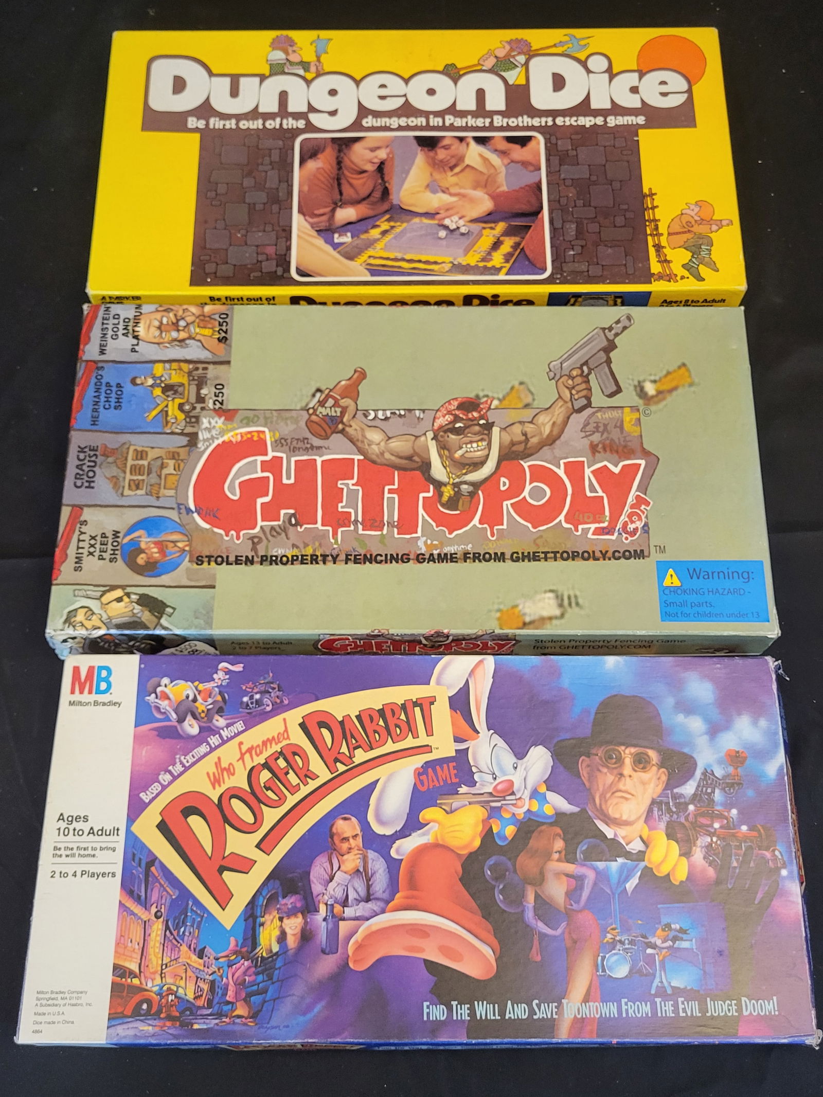 I00339 A Trio of Vintage and Contemporary Board Games including Who Framed Roger Rabbit (1 of 2)