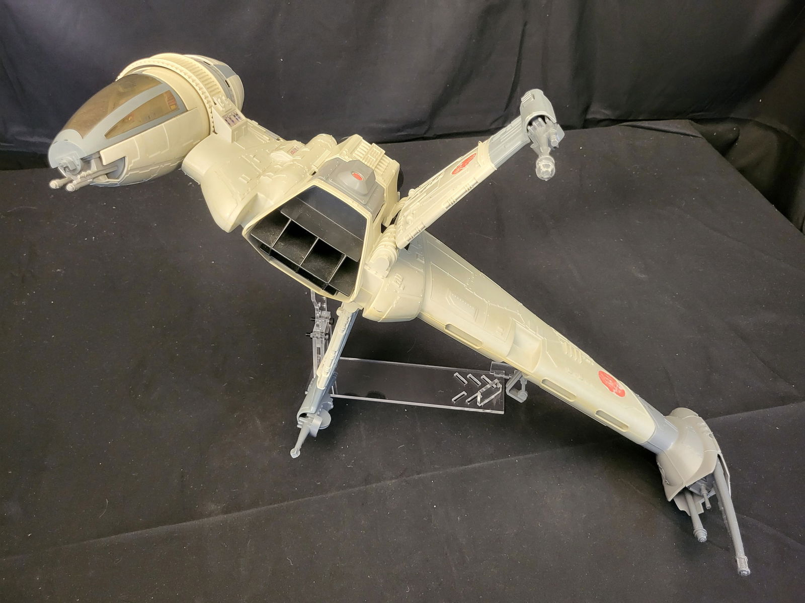 I00435 Kenner Star Wars Vintage B-wing Fighter (1 of 6)