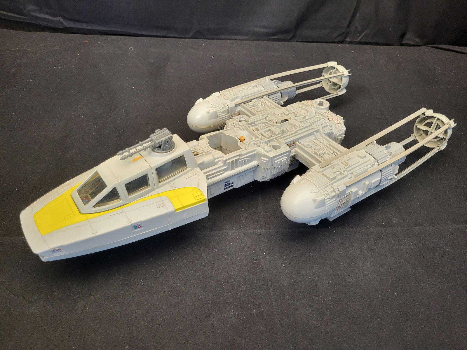 I00434 Vintage 1983 Kenner Star Wars Return of the Jedi Y-Wing Fighter (1 of 4)