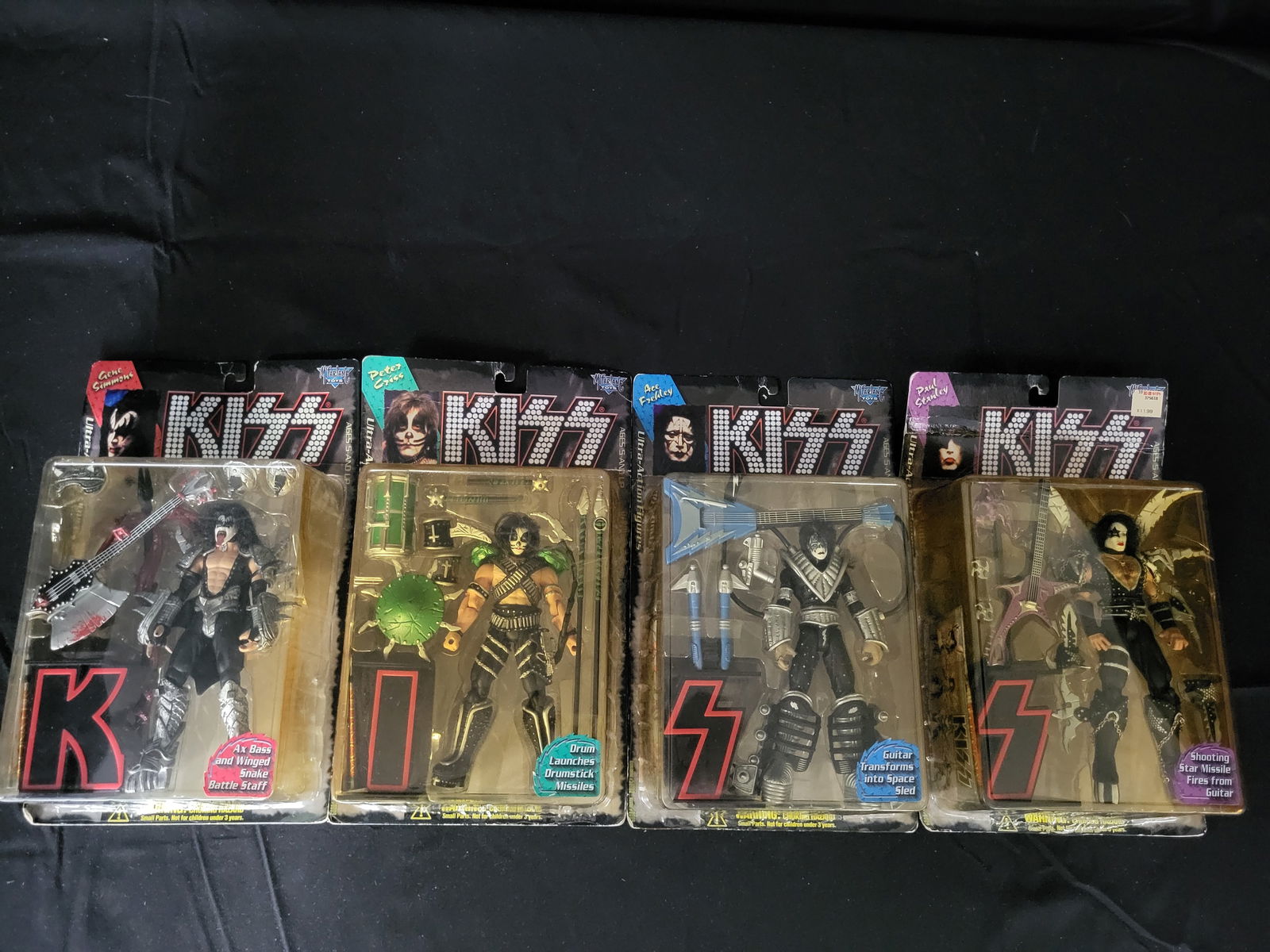 I00262 A Collection of 1997 McFarlane Toys KISS Ultra-Action Figures (1 of 7)
