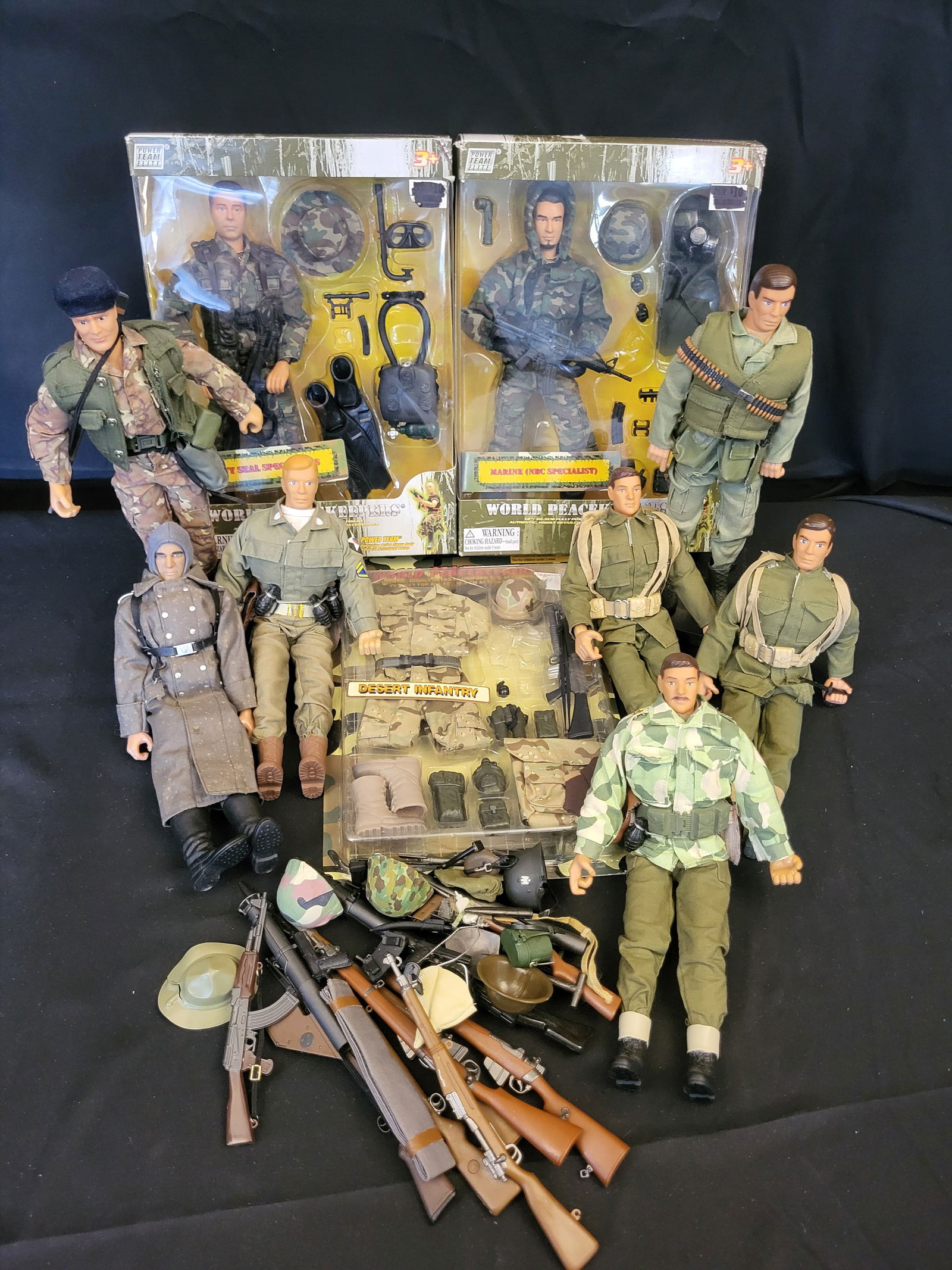 I00267 A Collection of Power Team Elite and World Peacekeepers Military Action Figures (1 of 4)
