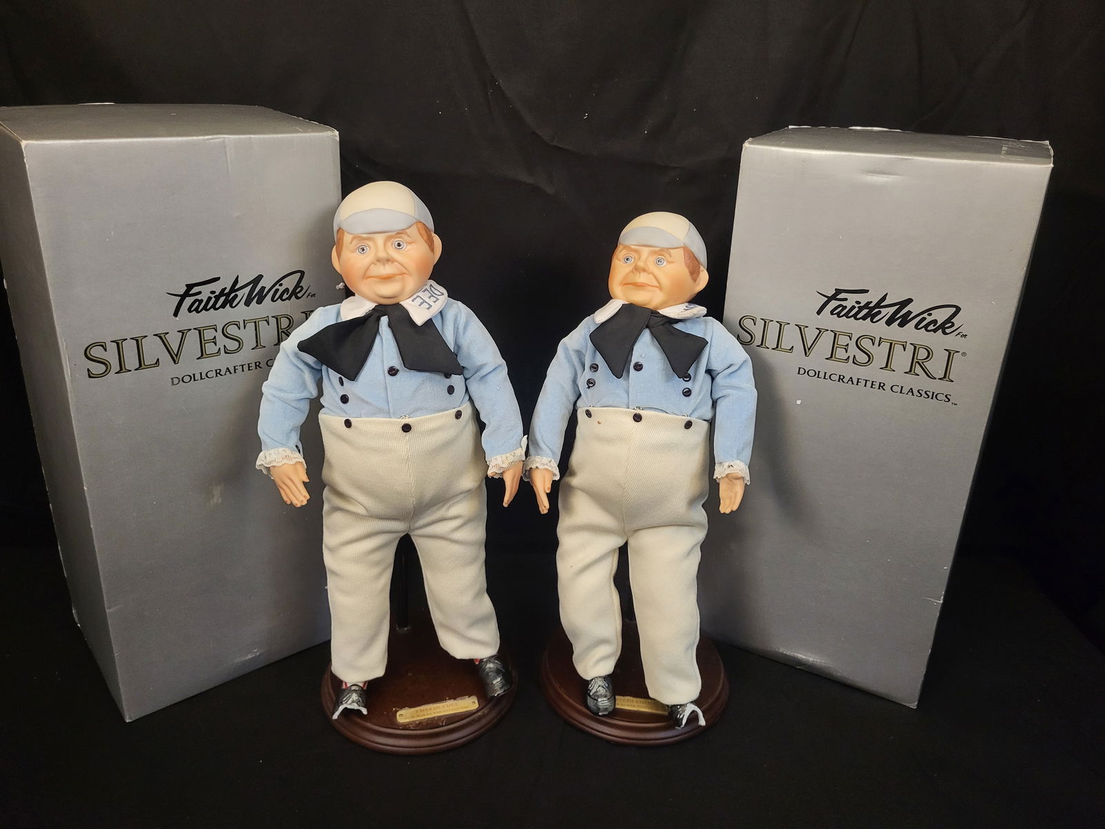 I00437 A Pair of Faith Wick for Silvestri Tweedledee and Tweedledum Limited Edition Dolls (1 of 9)