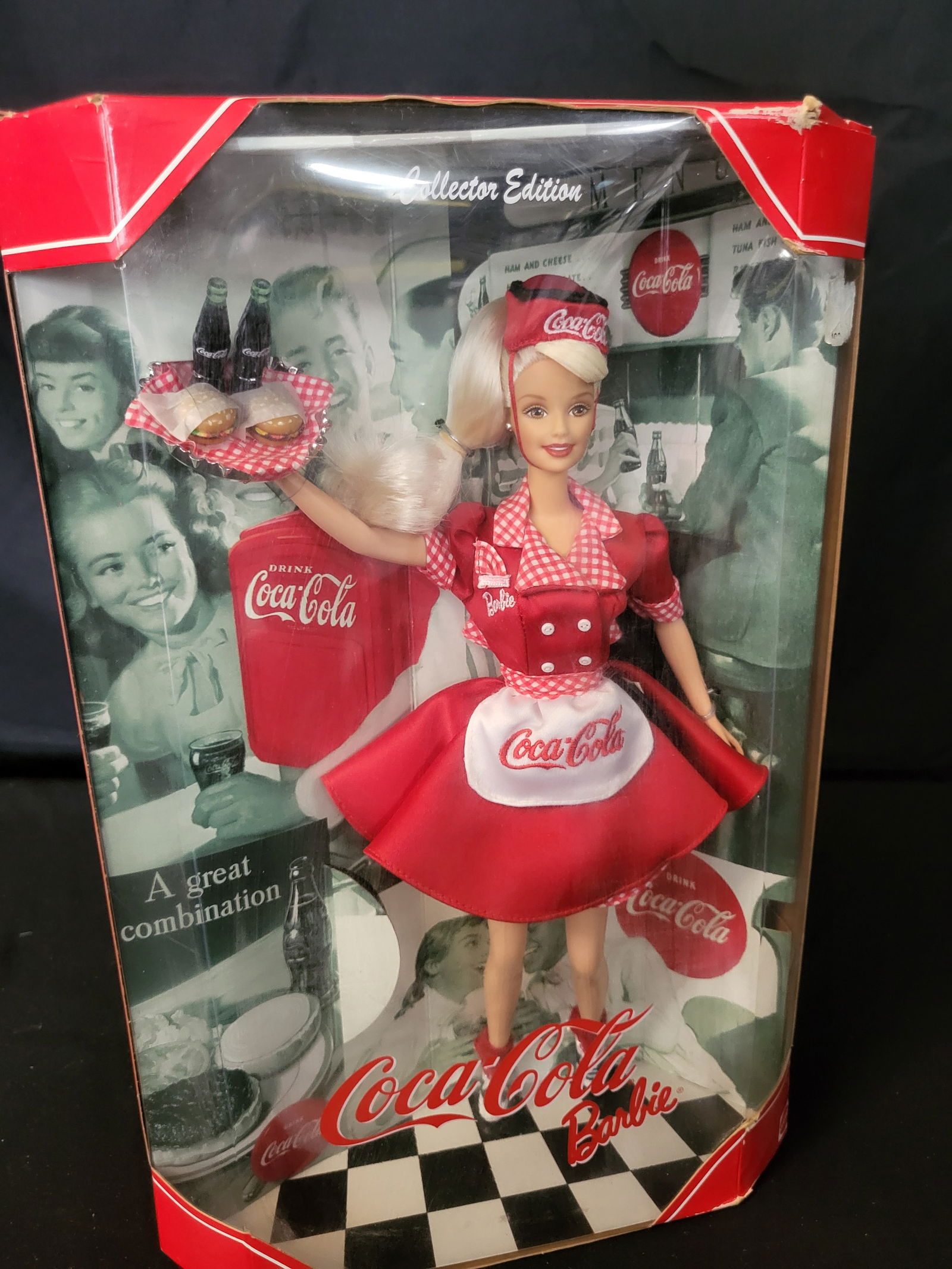 I00064 1998 Mattel Coca-Cola Barbie Doll Collector Edition Car Hop (1 of 2)