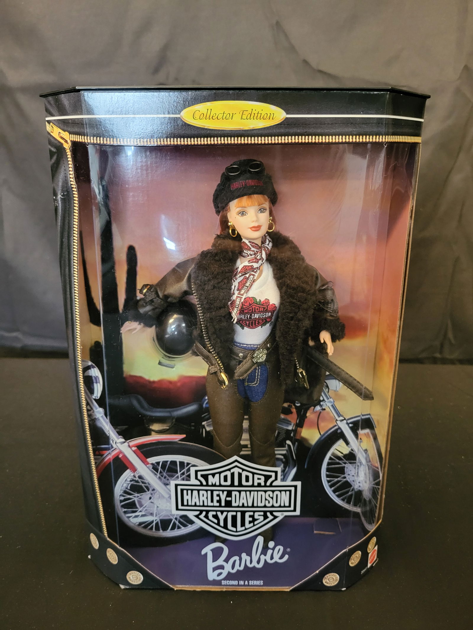 I00002 1998 Mattel Harley-Davidson Collector Edition Barbie Doll, Second in a Series (1 of 5)