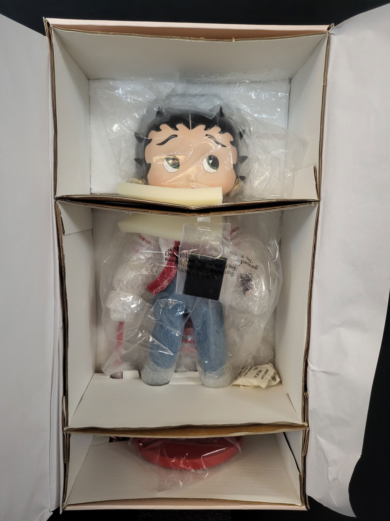 I00012 A 2001 Stanton Arts Coca-Cola Betty Boop Co-Ed Limited Edition Porcelain Doll (1 of 10)