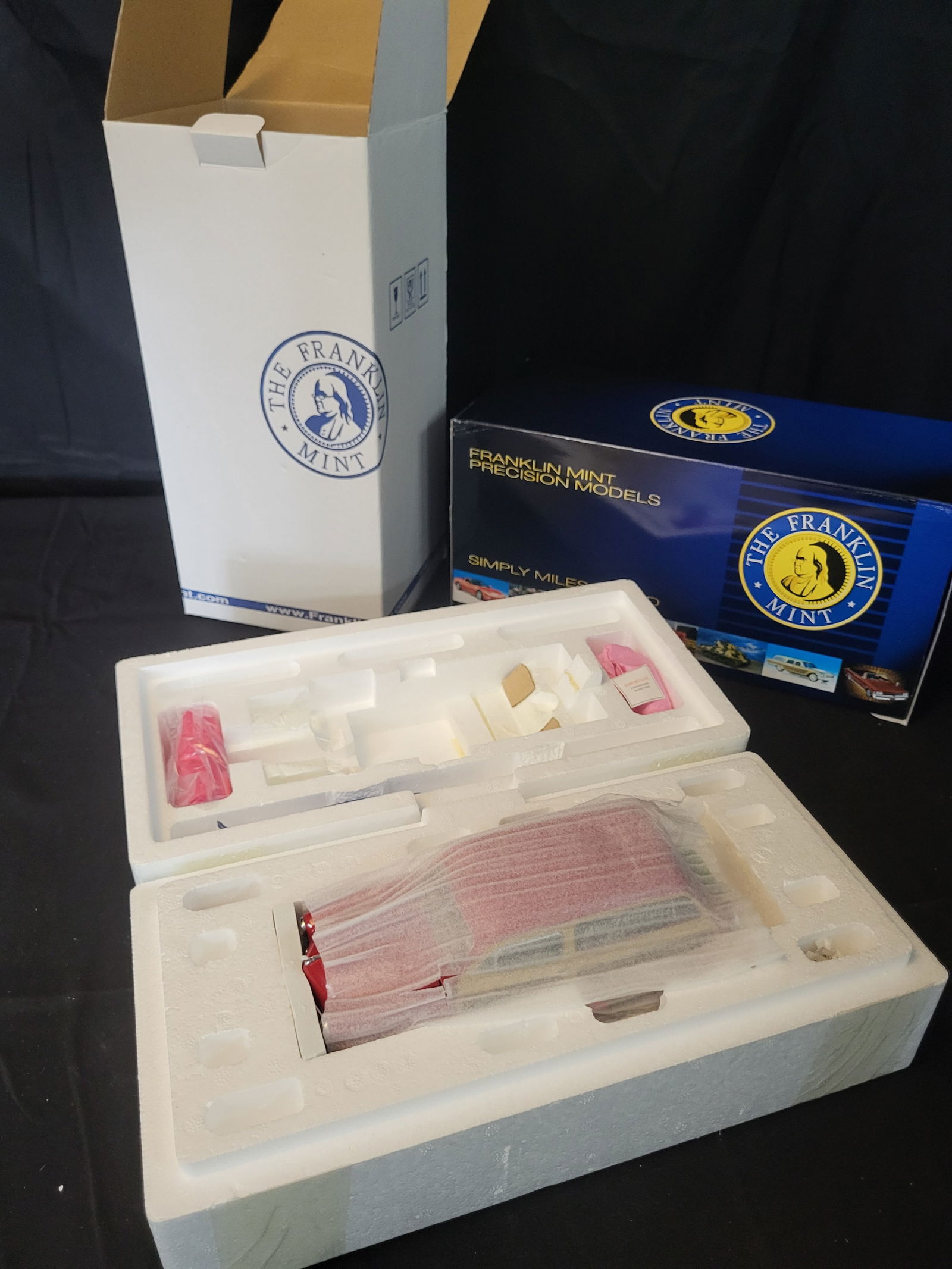 I00031 Franklin Mint 1952 Agajanian Special 98 Indy 500 Winner 1:16 Scale Die-Cast Model (1 of 7)