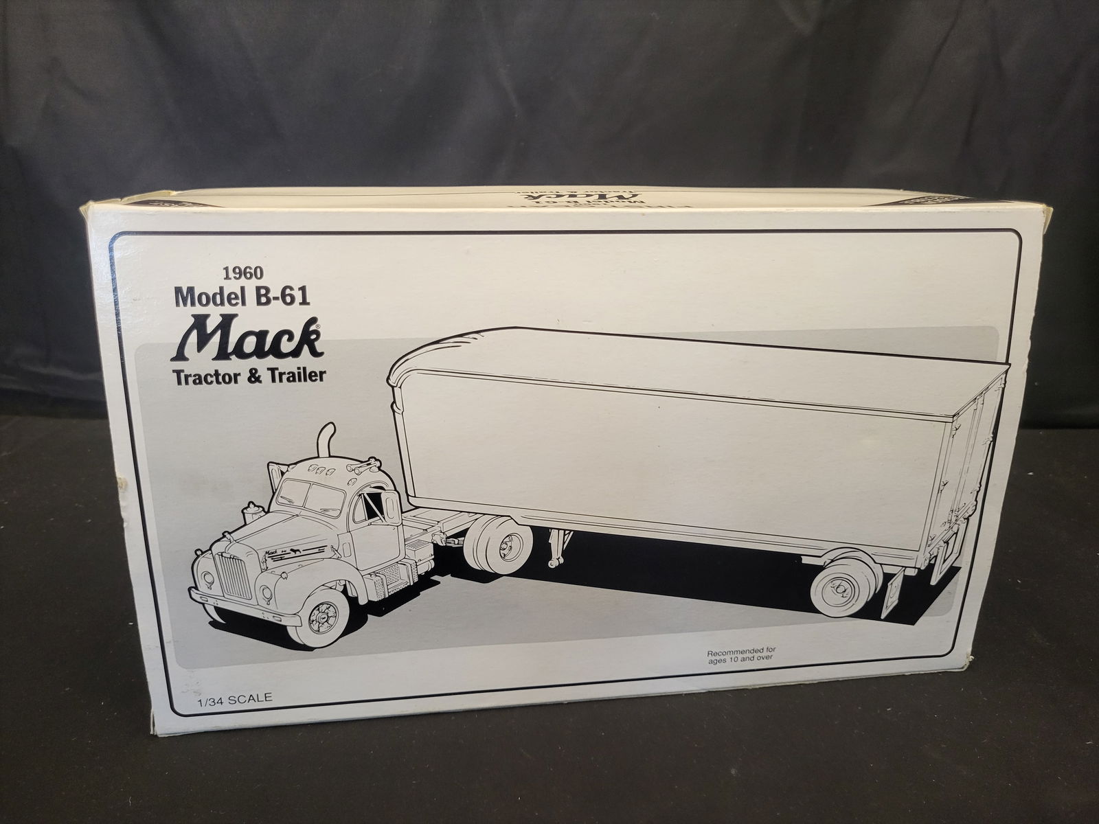 I00327 First Gear 1/34 Scale 1960 Mack Model B-61 Tractor-Trailer Alliance Racing Team (1 of 2)