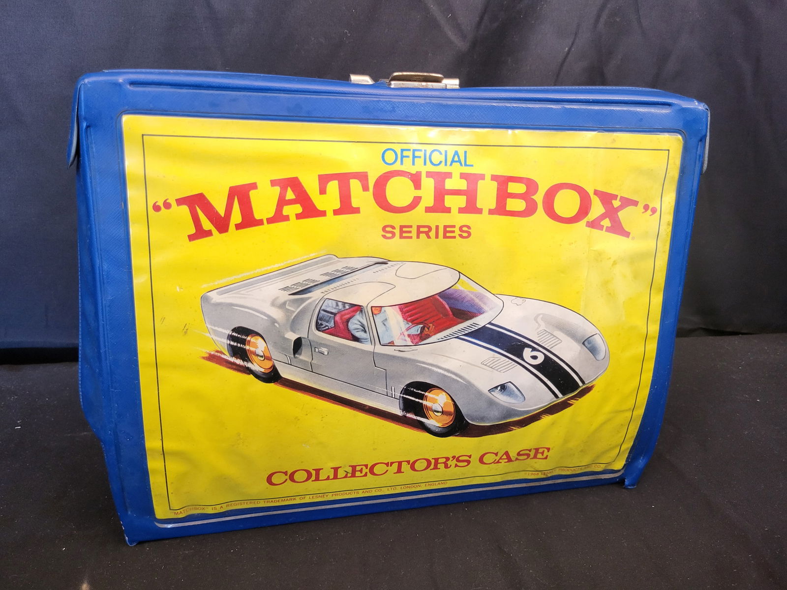 I00545 A 1968 Official Matchbox Series No. 41 Collector's Case and Collection of Die-Cast Vehicles (1 of 10)