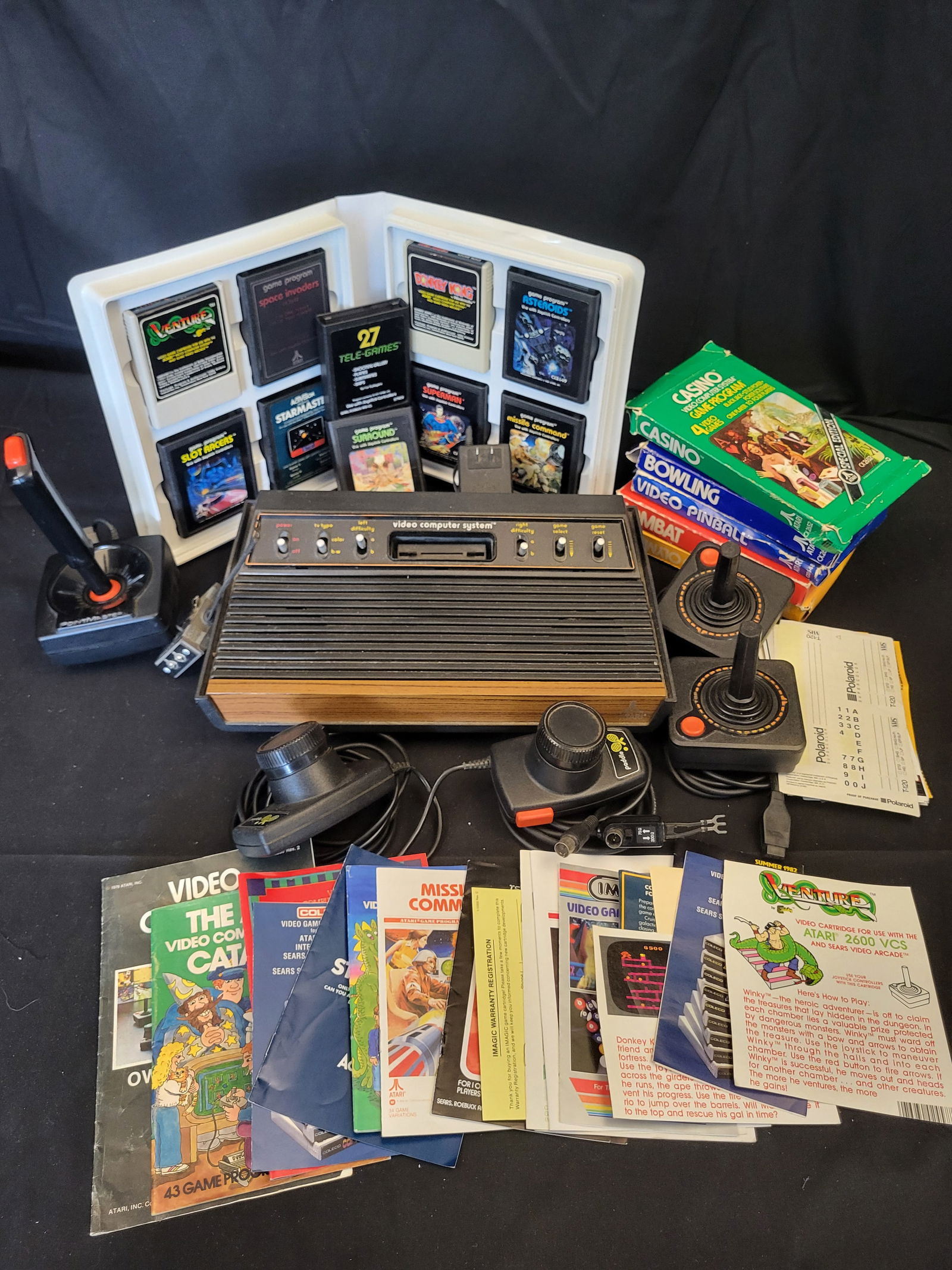 I00261 A Collection of Atari 2600 Six-Switch Video Computer System Hardware and Games (1 of 7)