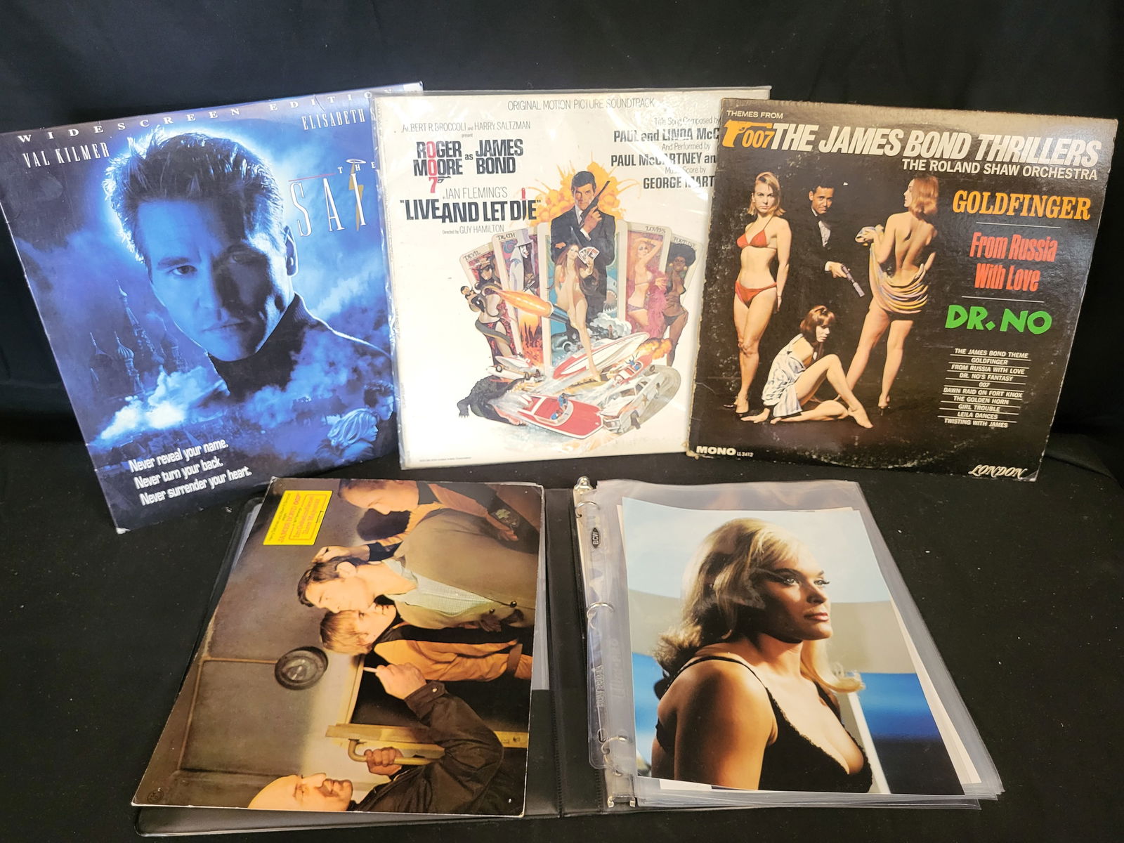 I00363 A Collection of James Bond and Cinema Memorabilia including Vinyl Records and LaserDisc (1 of 3)