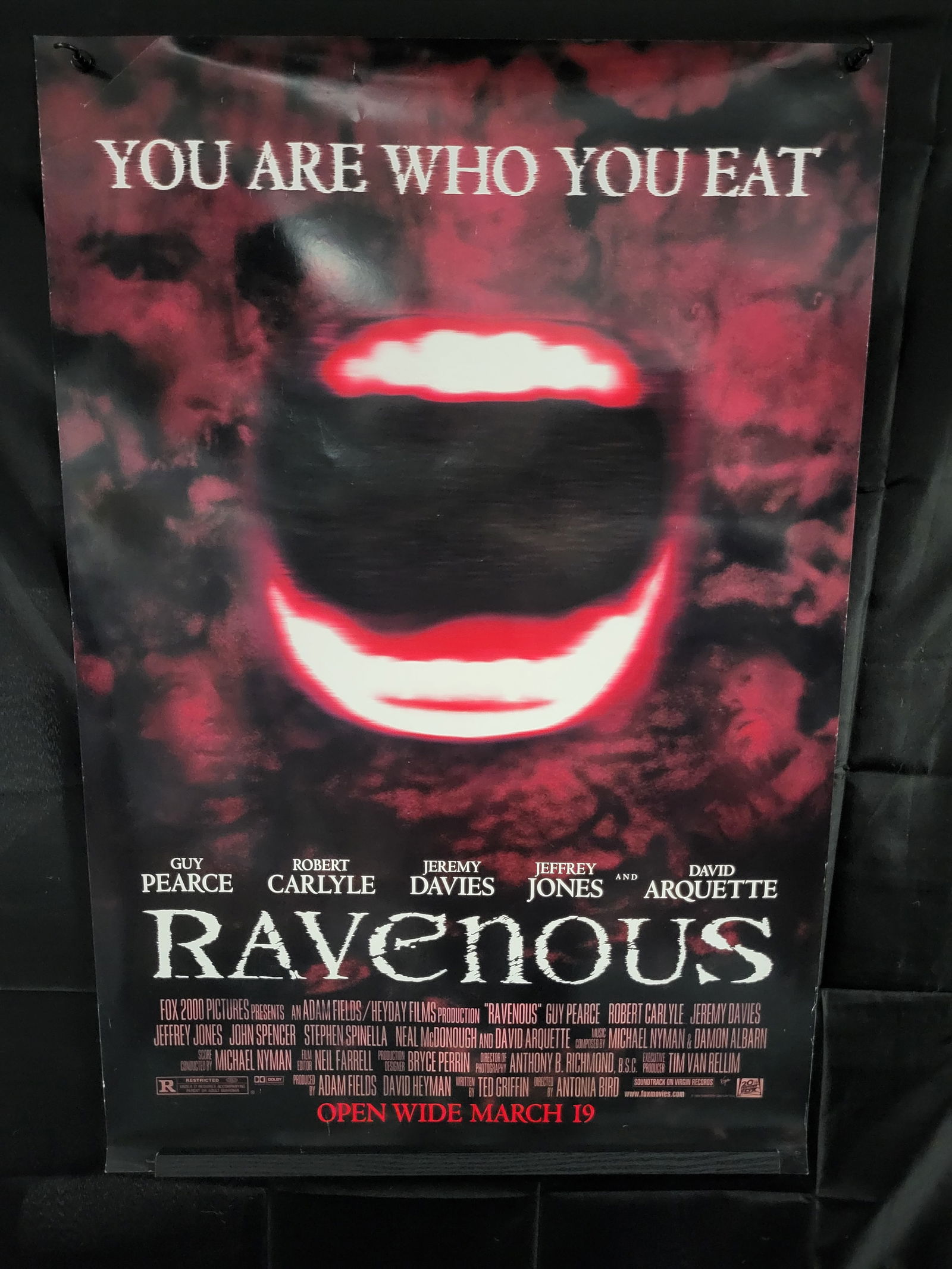 I00495 Ravenous 1999 Promotional Movie Poster (1 of 1)