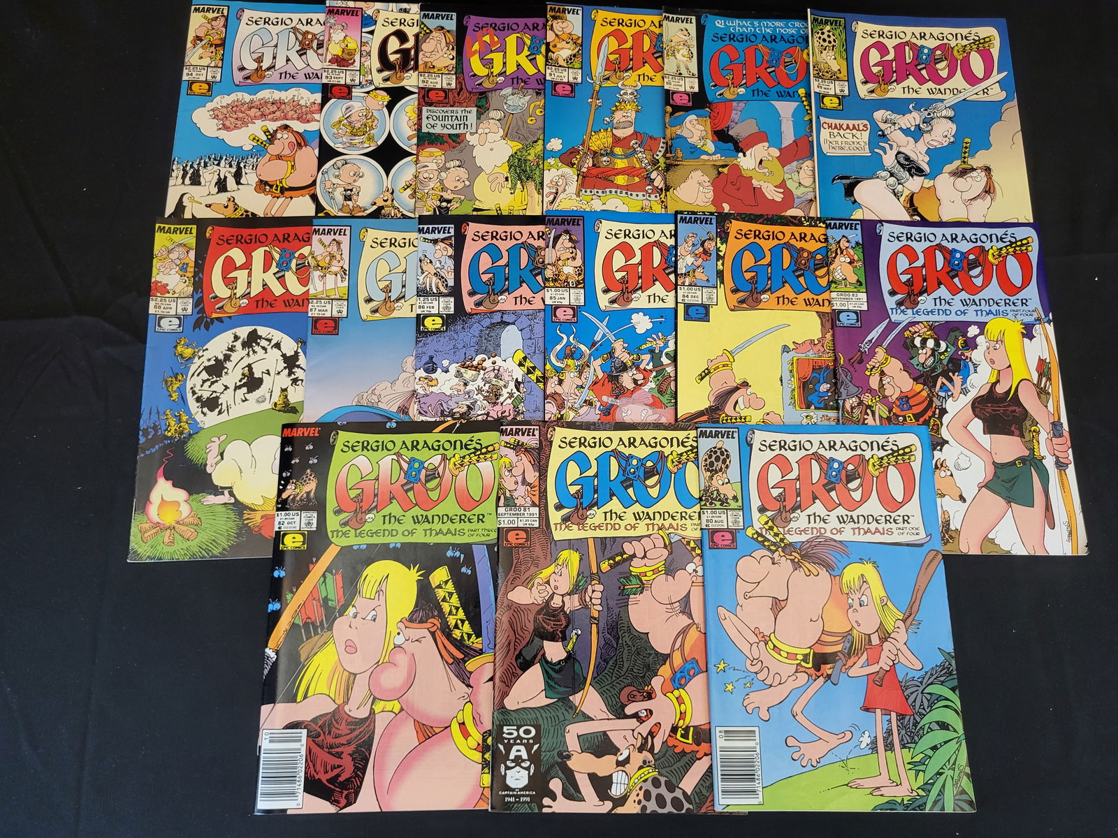 A Collection of Sergio Aragon?©s' Groo the Wanderer Comic Books: BID PER WHAT YOU SEE IN THE PHOTO, NOT THE AI GENERATED TITLES AND DESCRIPTIONS! A collection of comic books from the series Sergio Aragon?©s' Groo the Wanderer, published by Marvel Comics under the