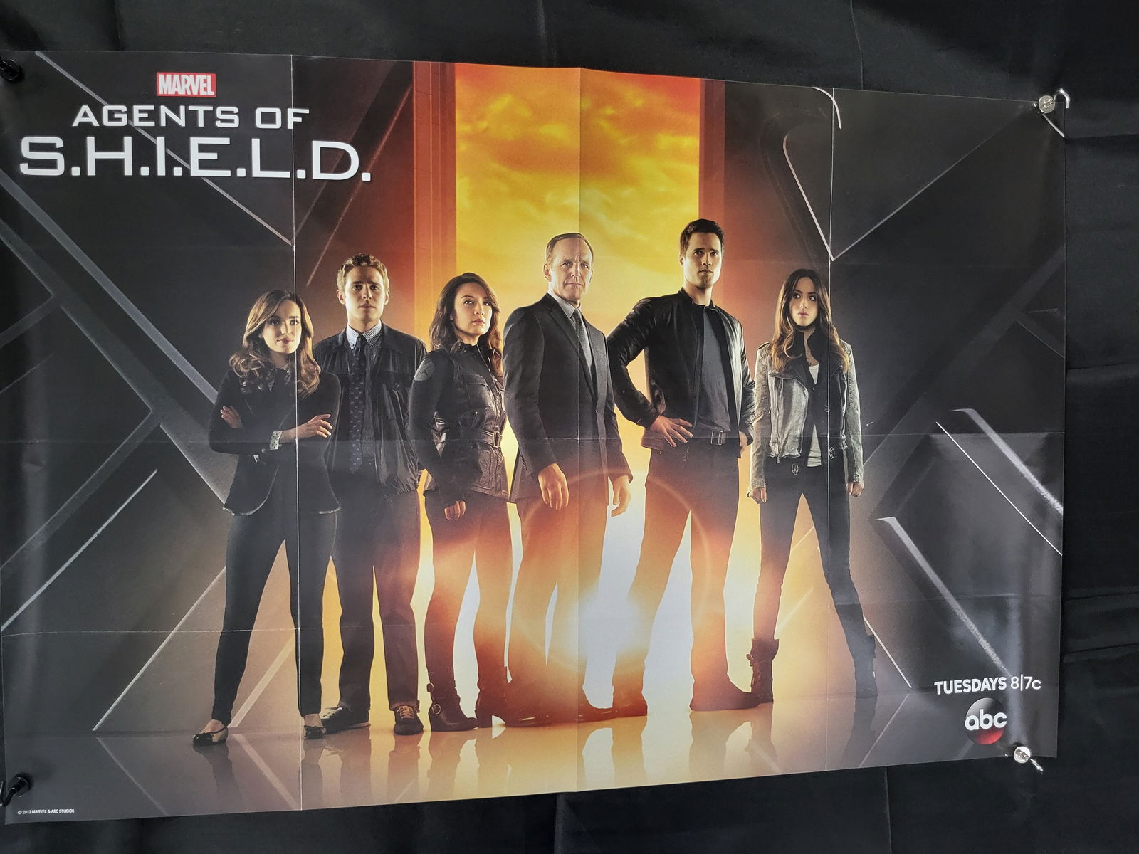 Marvel's Agents of S.H.I.E.L.D. Promotional Poster, 2013: BID PER WHAT YOU SEE IN THE PHOTO, NOT THE AI GENERATED TITLES AND DESCRIPTIONS! A promotional paper poster for the television series Marvel's Agents of S.H.I.E.L.D., dated 2013. The poster features a