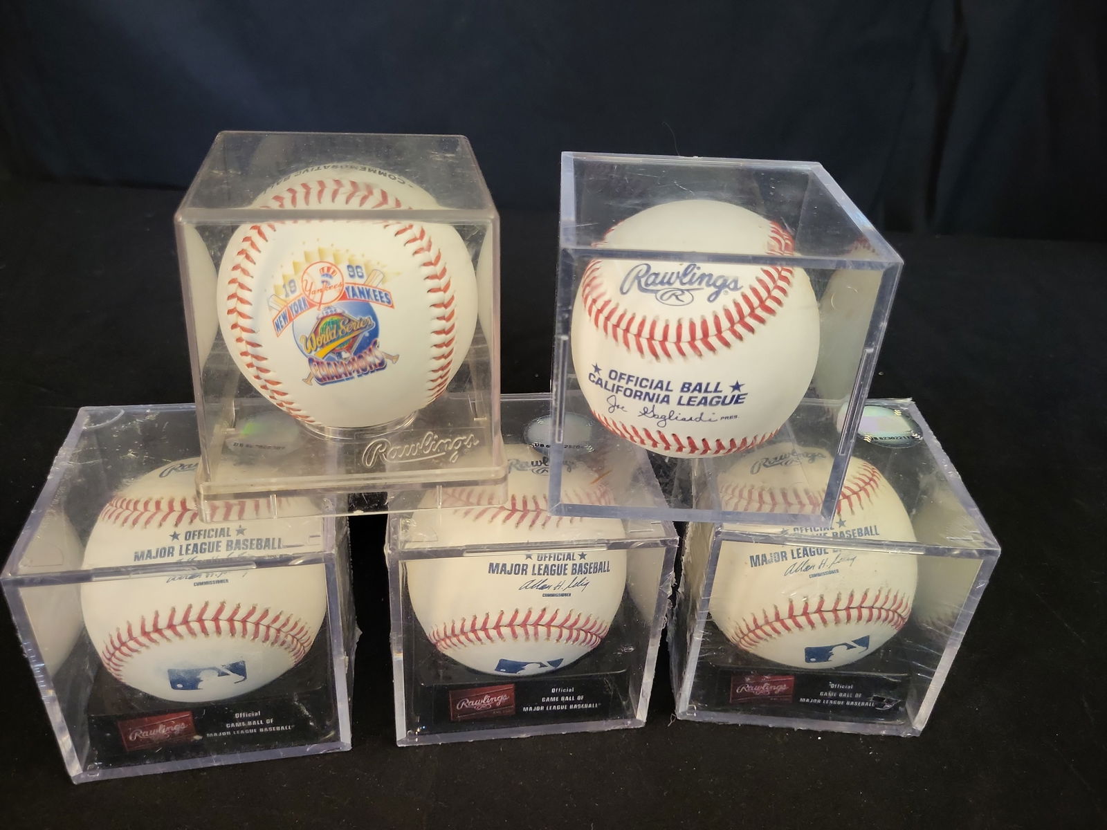 I01065 | Rawlings Baseball Collection: 1996 World Series Yankees Commemorative, California League, (1 of 10)