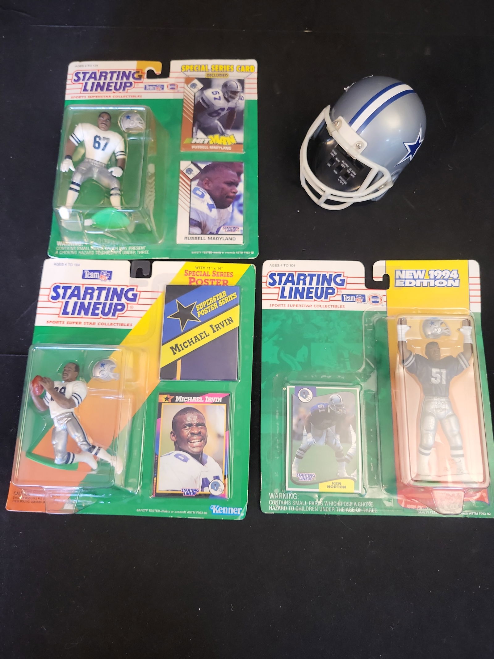 I00931 | Michael Irvin and Dallas Cowboys Kenner Starting Lineup Figures and Helmet Clock Lot, (1 of 10)