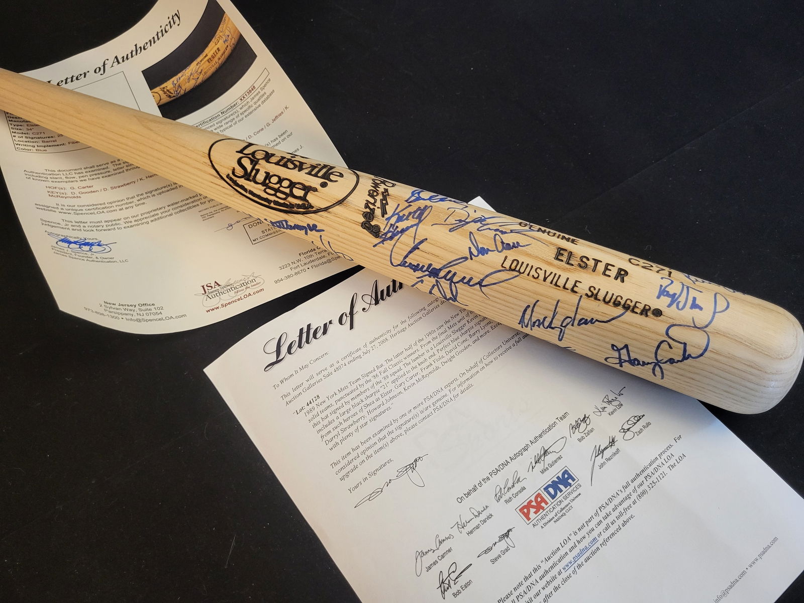 I00594 | 1989 New York Mets Team-Signed Louisville Slugger Professional Model Baseball Bat (1 of 18)