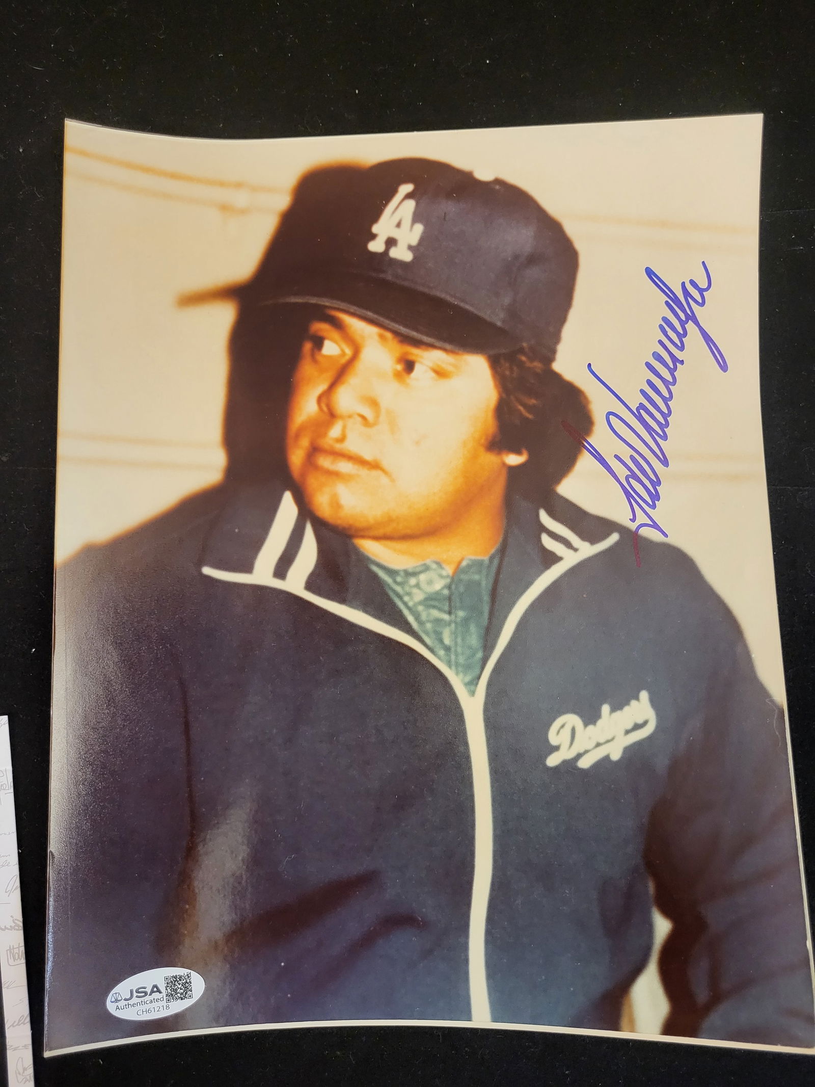 I00794 | Fernando Valenzuela Signed Los Angeles Dodgers 8x10 Photograph with JSA Authentication: BID PER WHAT YOU SEE IN THE PHOTO, NOT THE AI GENERATED TITLES AND DESCRIPTIONS! Fernando Valenzuela Signed Los Angeles Dodgers 8x10 Photograph with JSA Authentication A color 8x10 inch photograph sig
