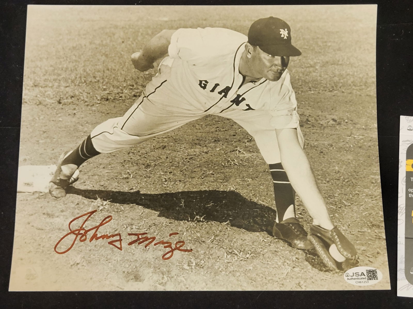 I00796 | Johnny Mize Autographed New York Giants Photograph with JSA Authentication: BID PER WHAT YOU SEE IN THE PHOTO, NOT THE AI GENERATED TITLES AND DESCRIPTIONS! Johnny Mize Autographed New York Giants Photograph with JSA AuthenticationAn autographed black and white photograph of