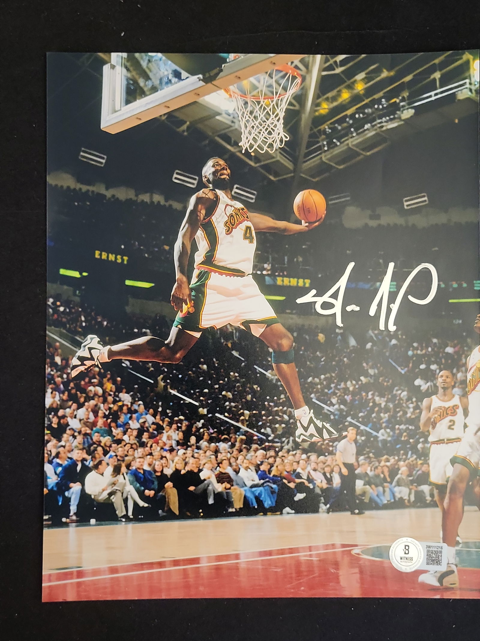 I00938 | Shawn Kemp Autographed Seattle SuperSonics Action Photograph, Beckett Witnessed Authenticat (1 of 6)