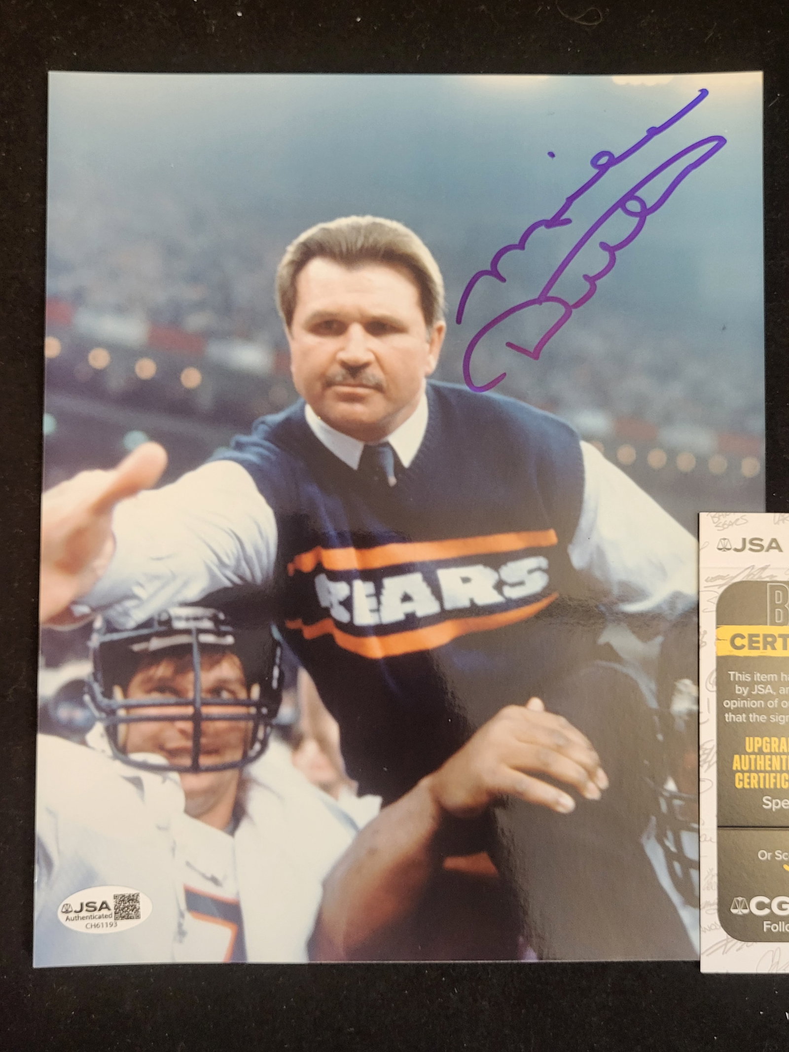 I00713 | Mike Ditka Autographed Chicago Bears Color Photograph with JSA Certification: BID PER WHAT YOU SEE IN THE PHOTO, NOT THE AI GENERATED TITLES AND DESCRIPTIONS! Mike Ditka Autographed Chicago Bears Color Photograph with JSA Certification This color photograph depicts Mike Ditka, 