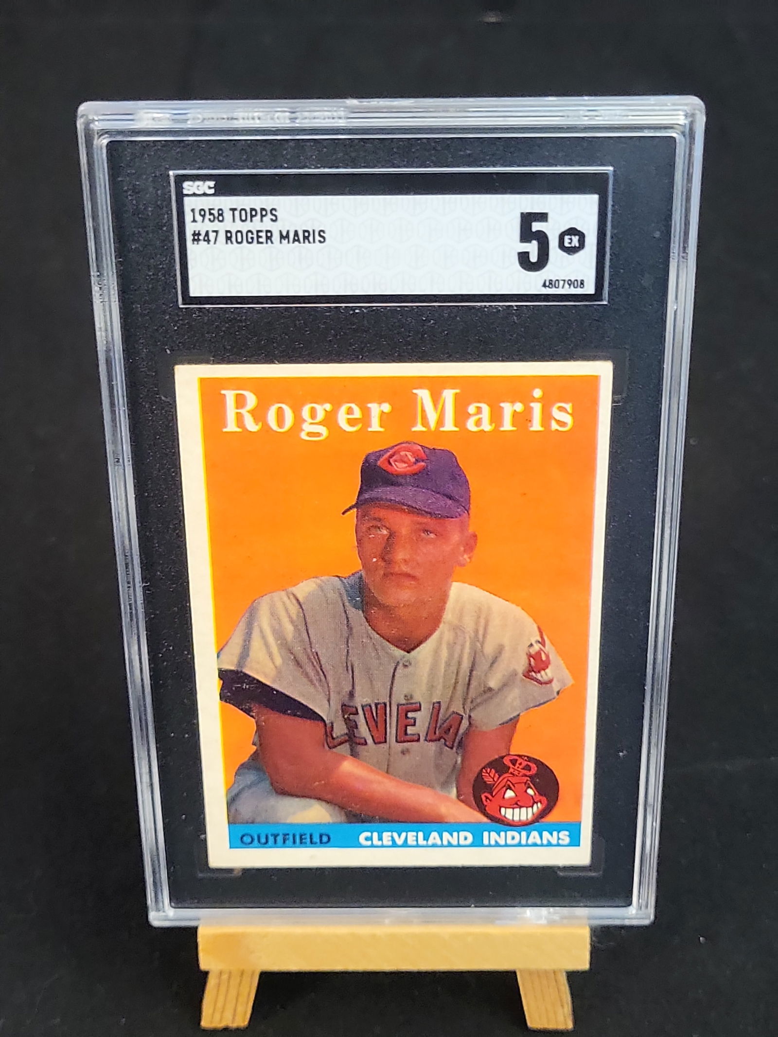I00856 | 1958 Topps Roger Maris Rookie Card #47 SGC 5 EX: BID PER WHAT YOU SEE IN THE PHOTO, NOT THE AI GENERATED TITLES AND DESCRIPTIONS! 1958 Topps Roger Maris Rookie Card #47 SGC 5 EXBrand: Topps. Year: 1958. Set: 1958 Topps Baseball. Card Number: #47. Pl