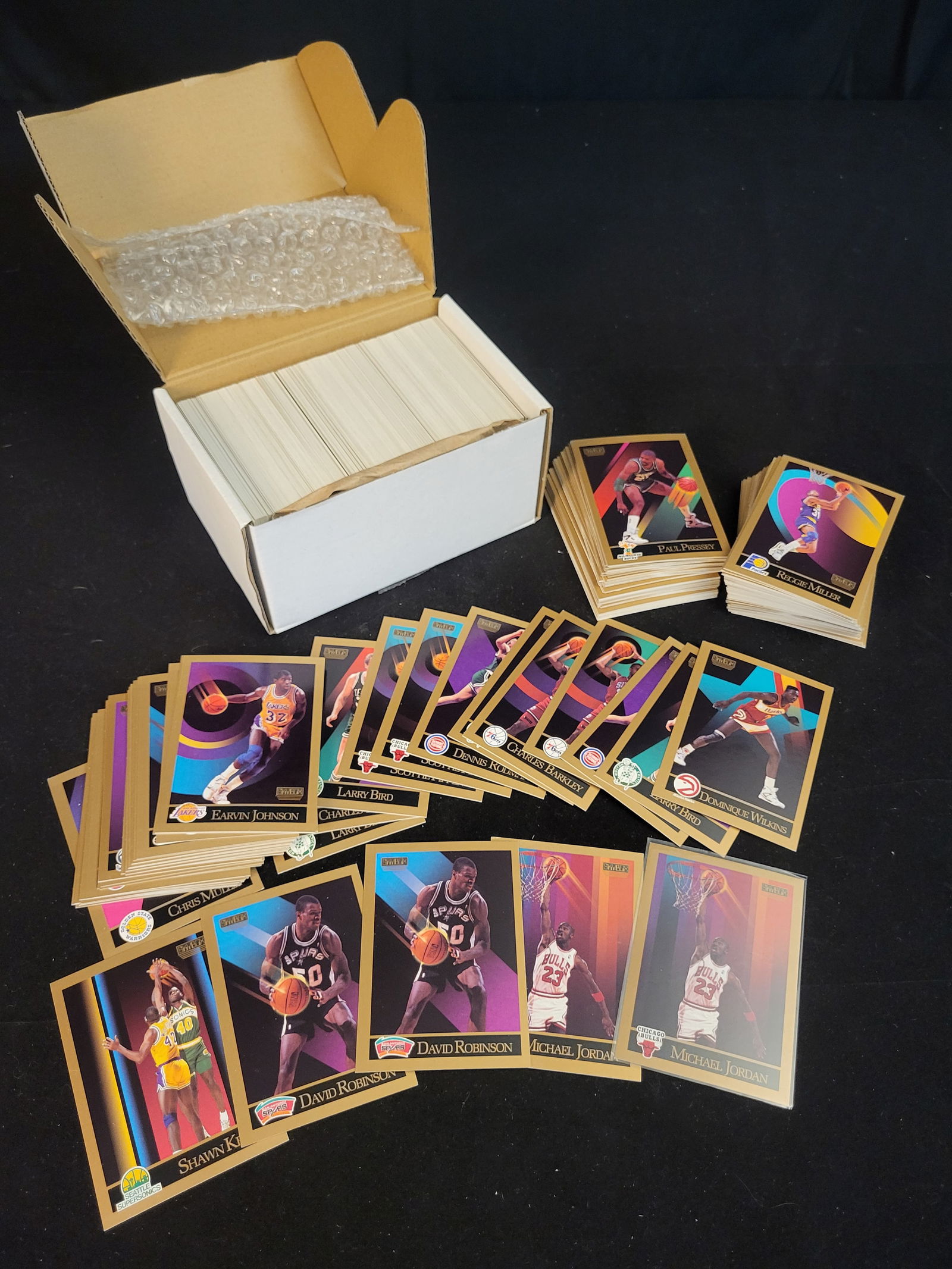 I00668 | A Collection of 1990 SkyBox NBA Basketball Trading Cards (1 of 15)