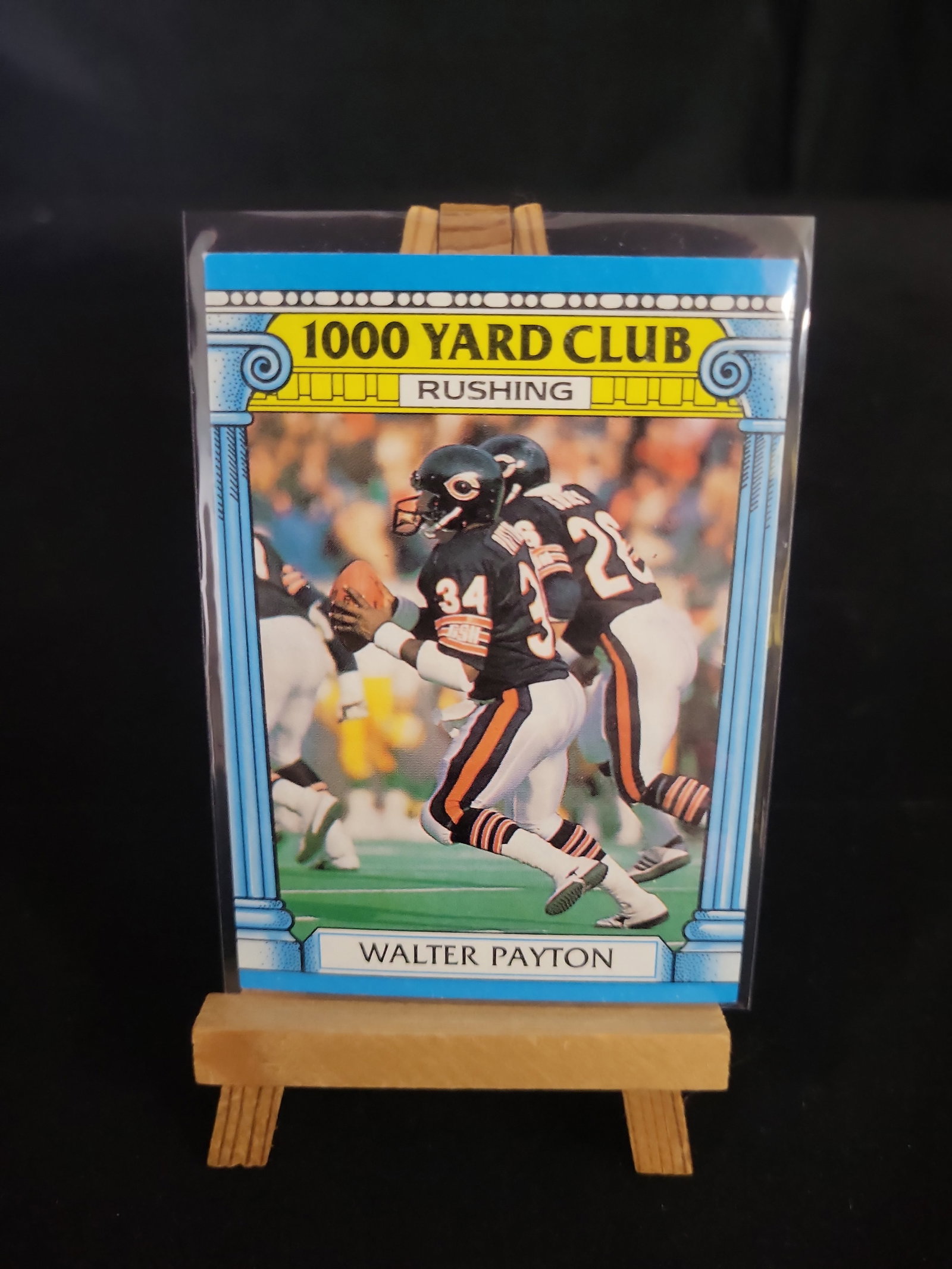 I01123 | 1987 Topps Walter Payton 1000 Yard Club Insert #7 Ungraded: BID PER WHAT YOU SEE IN THE PHOTO, NOT THE AI GENERATED TITLES AND DESCRIPTIONS! 1987 Topps Walter Payton 1000 Yard Club Insert #7 Ungraded Brand: Topps. Year: 1987. Set: Topps Football. Card Number: 