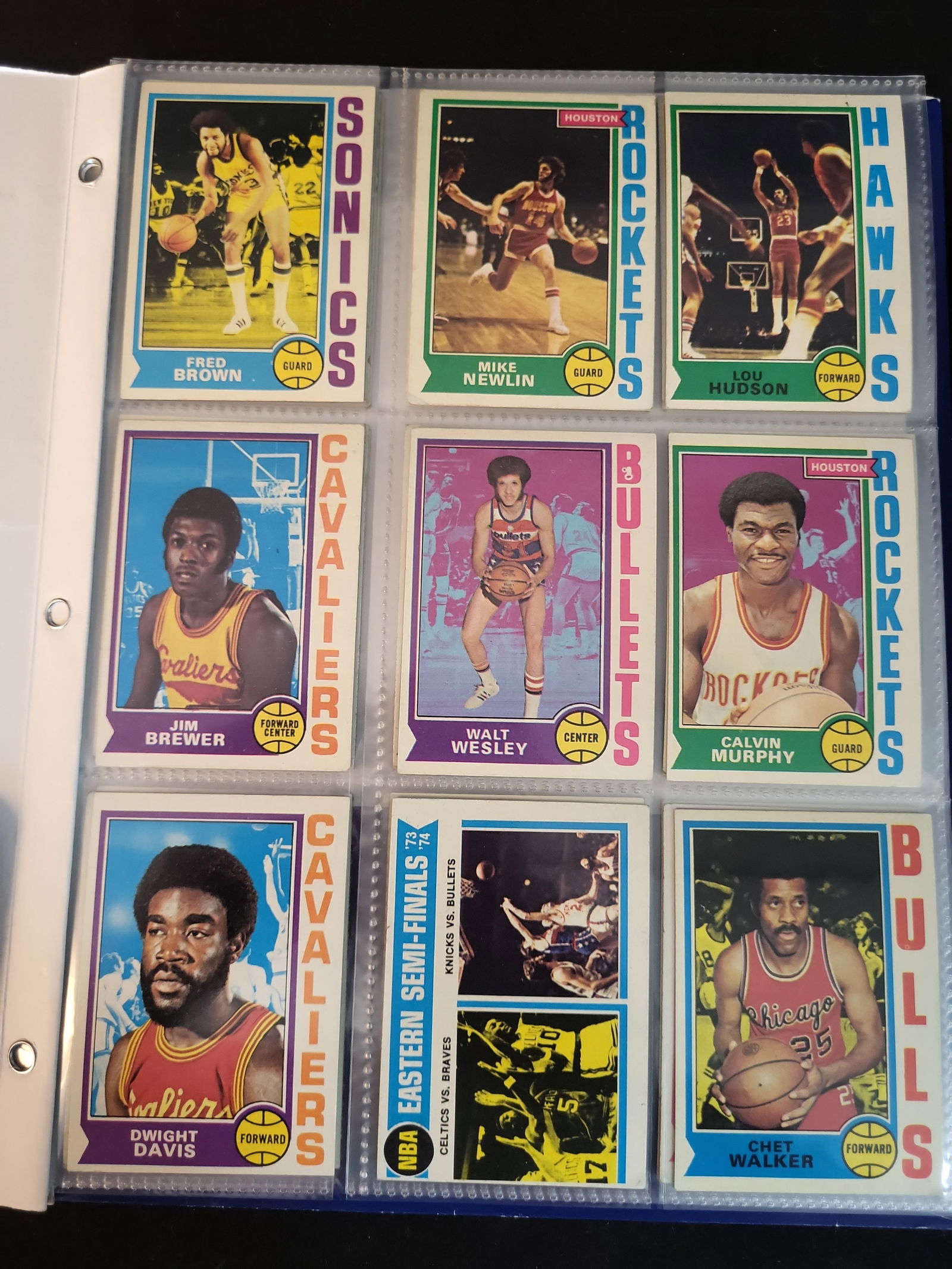 I00949 | 1974-75 Topps Basketball Collection of 36 Vintage NBA Cards Including Calvin Murphy and (1 of 8)