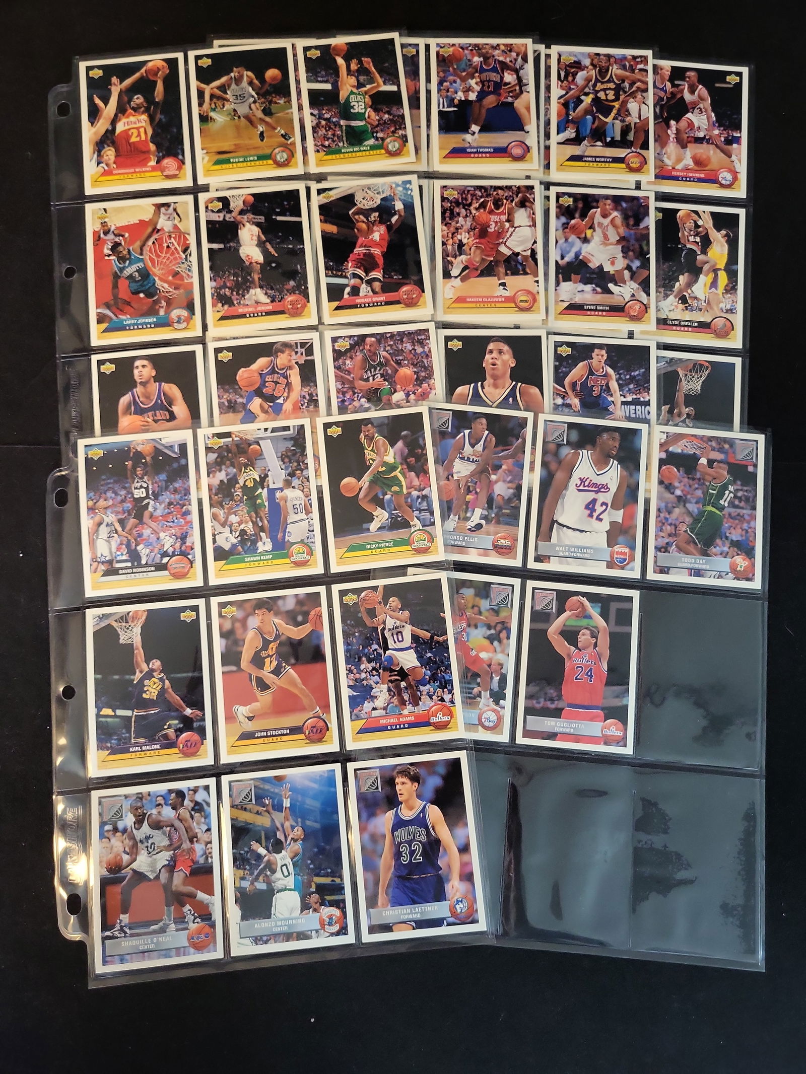 I00989 | 1992-93 Upper Deck NBA Basketball Card Collection Featuring Michael Jordan and Shaquille (1 of 8)