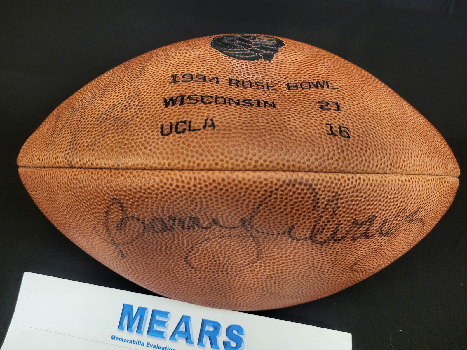 I01110 | A Pair of Sports Memorabilia: 1989 Fleer Update Deion Sanders Rookie Card and 1994 Rose Bow: BID PER WHAT YOU SEE IN THE PHOTO, NOT THE AI GENERATED TITLES AND DESCRIPTIONS! A Pair of Sports Memorabilia: 1989 Fleer Update Deion Sanders Rookie Card and 1994 Rose Bowl Signed Football Fleer, 198