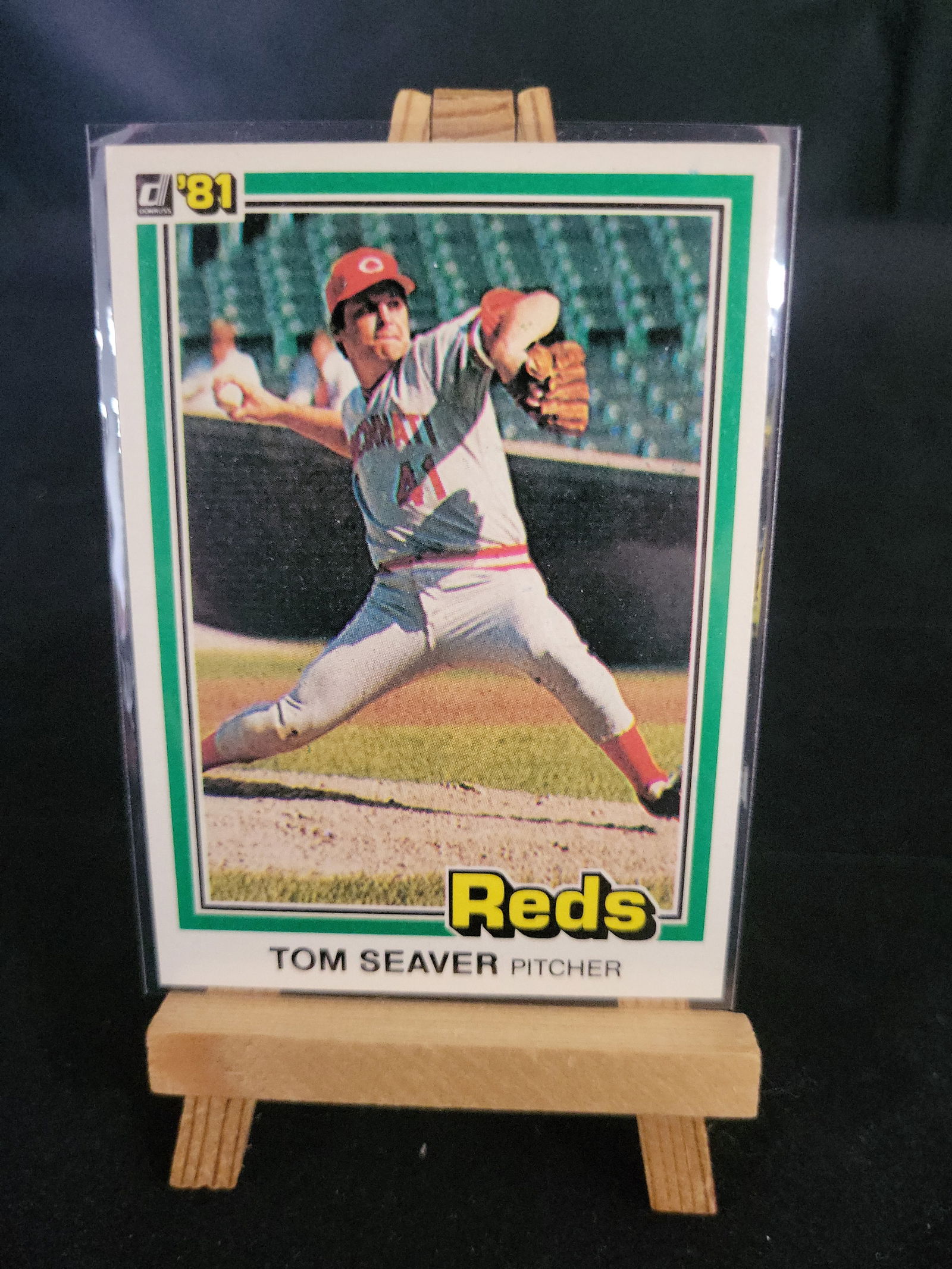 I01138 | 1981 Donruss Tom Seaver #422 Base Card (1 of 4)