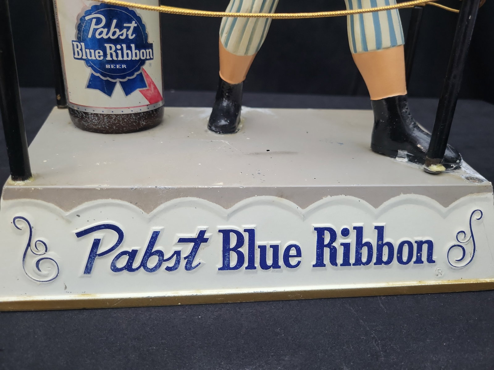 I01740 | 1950s Pabst Blue Ribbon Beer Old Time Boxer Back-Bar Advertising Display - 4