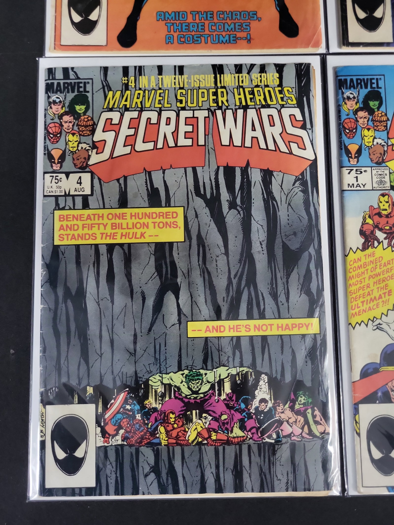 I02118 | A Group of Marvel Super Heroes Secret Wars Comic Books Issues 1, 4, 6, and 8 - 3