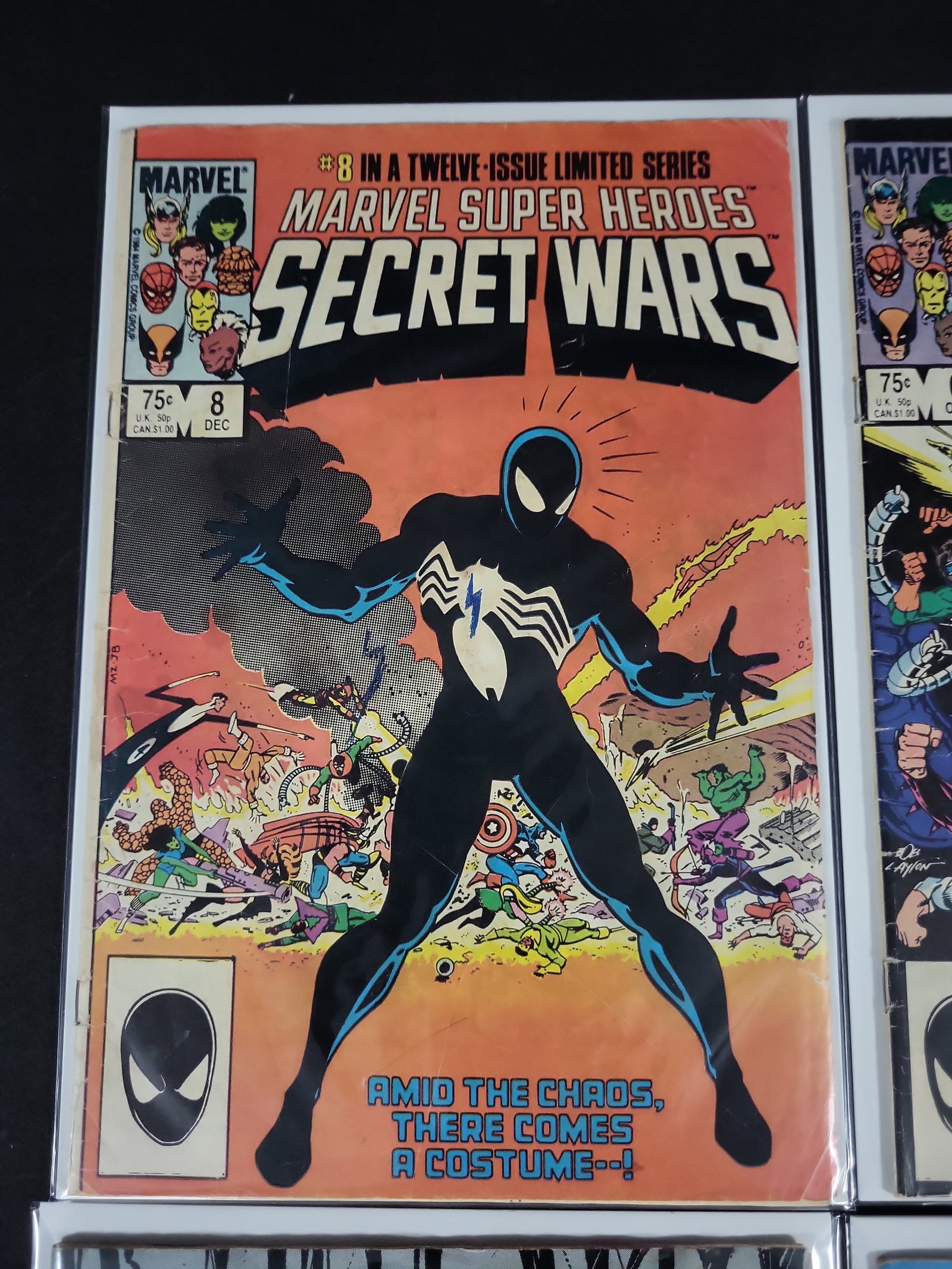 I02118 | A Group of Marvel Super Heroes Secret Wars Comic Books Issues 1, 4, 6, and 8 - 5