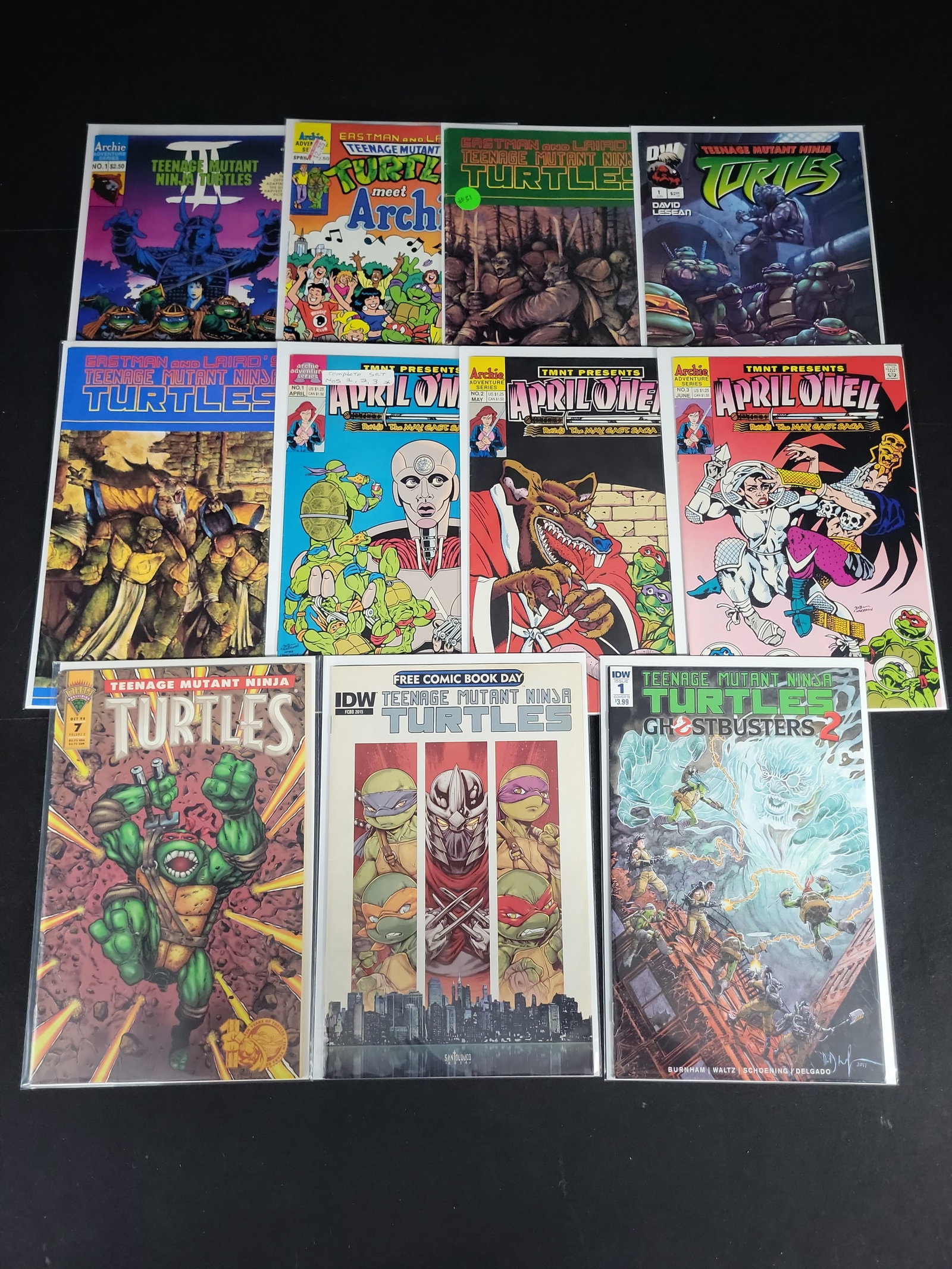 I02121 | A Collection of 11 Teenage Mutant Ninja Turtles Comic Books featuring Archie and Mirage (1 of 5)