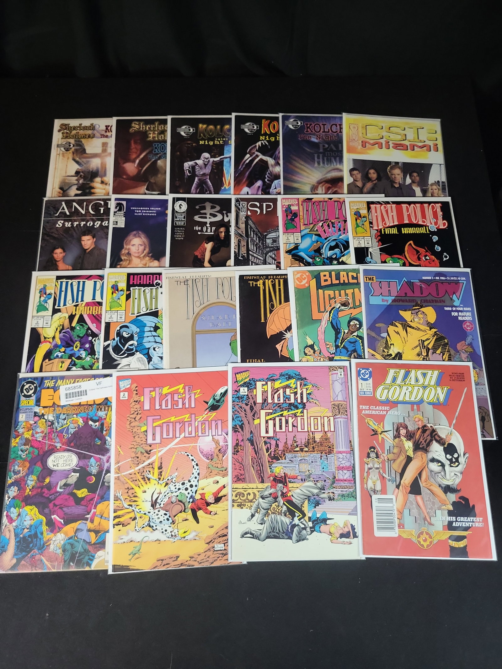 I02199 | A Collection of 22 Assorted Comic Books Including Black Lightning Number 1 and TV Tie-in (1 of 5)
