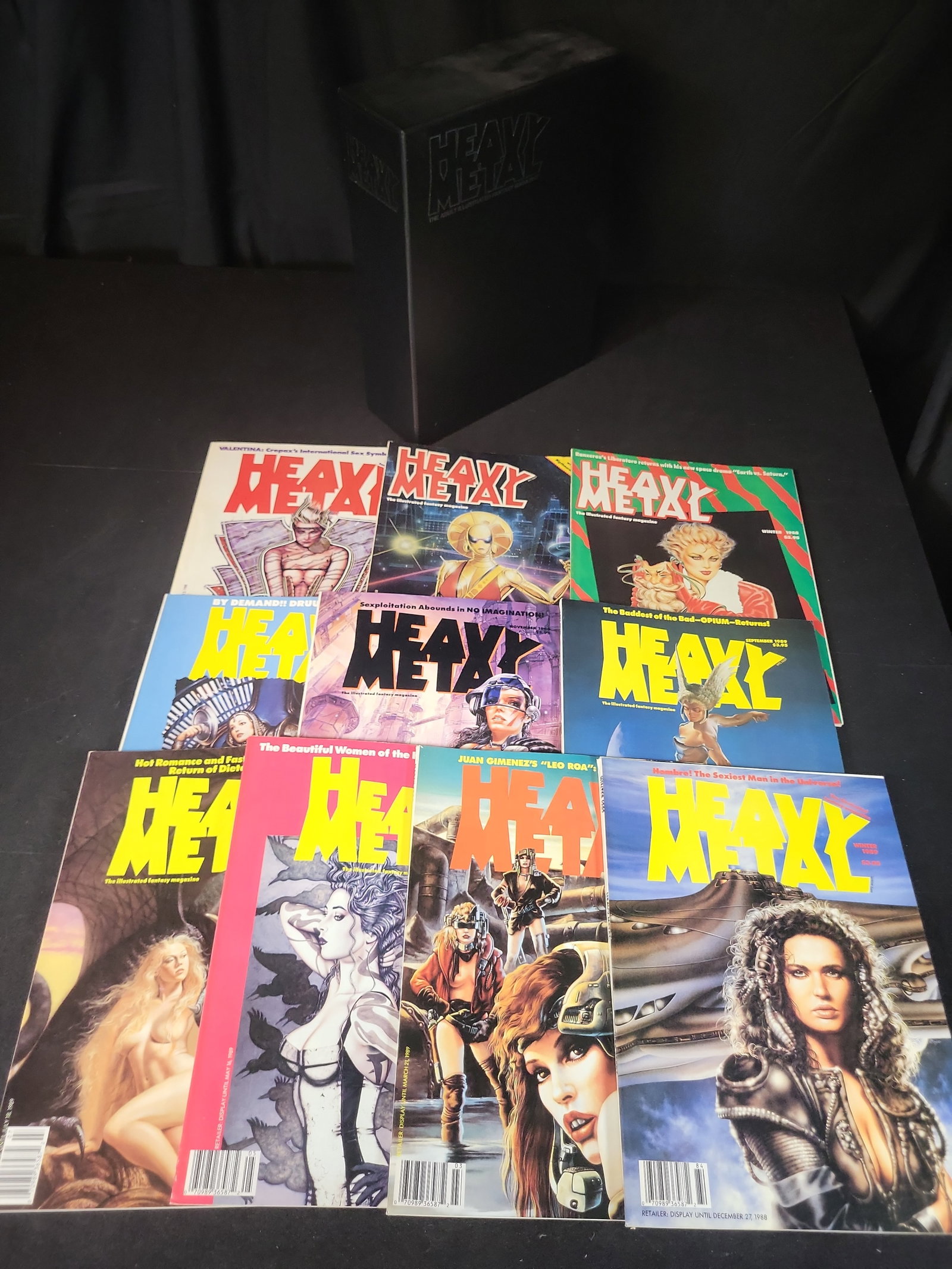 I02239 | A Collection of (10) Heavy Metal: The Illustrated Fantasy Magazine Issues, 1988-1989: BID PER WHAT YOU SEE IN THE PHOTO, NOT THE AI GENERATED TITLES AND DESCRIPTIONS! A Collection of (10) Heavy Metal: The Illustrated Fantasy Magazine Issues, 1988-1989 This lot features ten issues of He