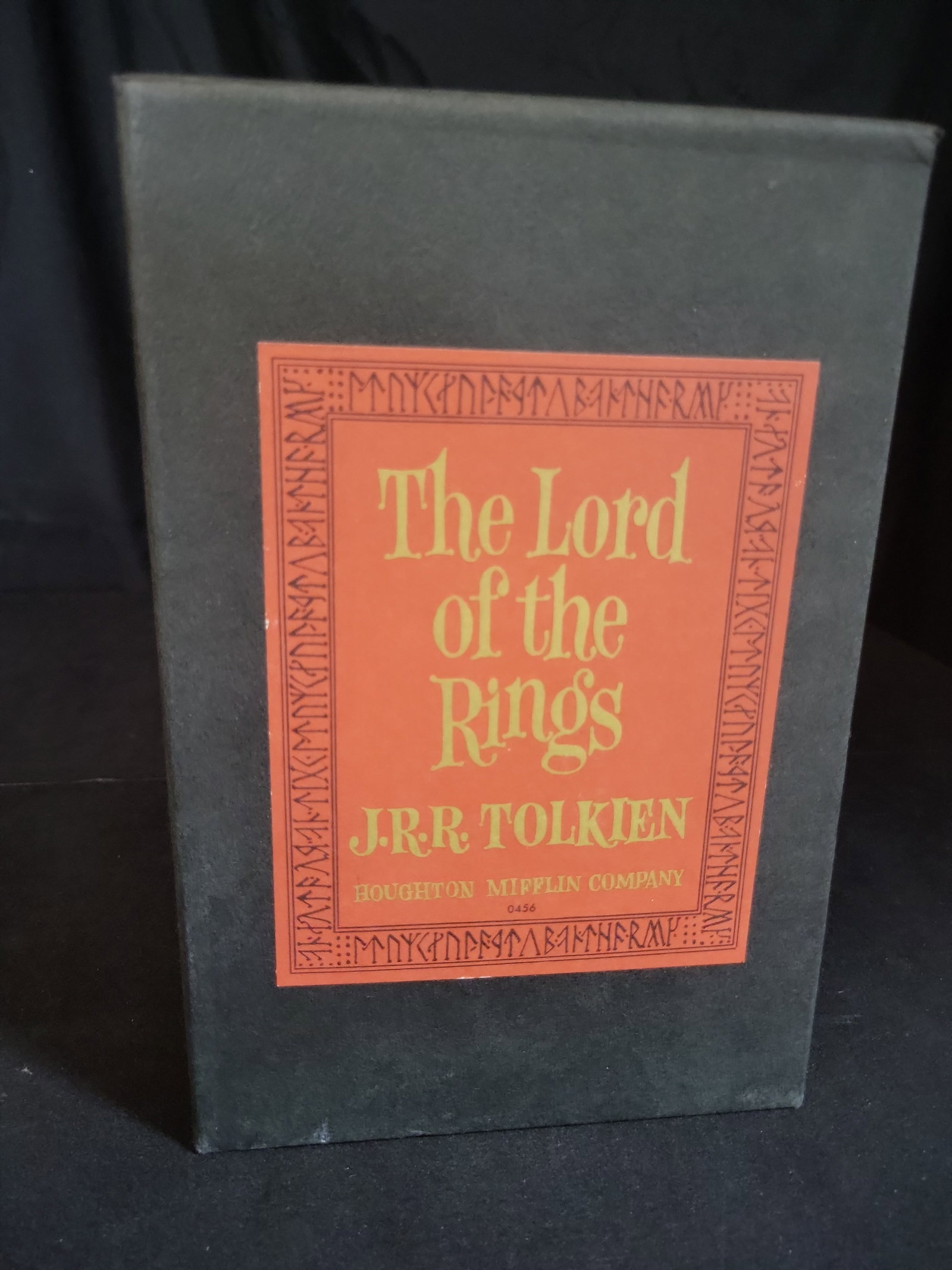 I02775 | Tolkien, J.R.R. The Lord of the Rings. Houghton Mifflin Company, c. 1967. Three-Volume (1 of 9)