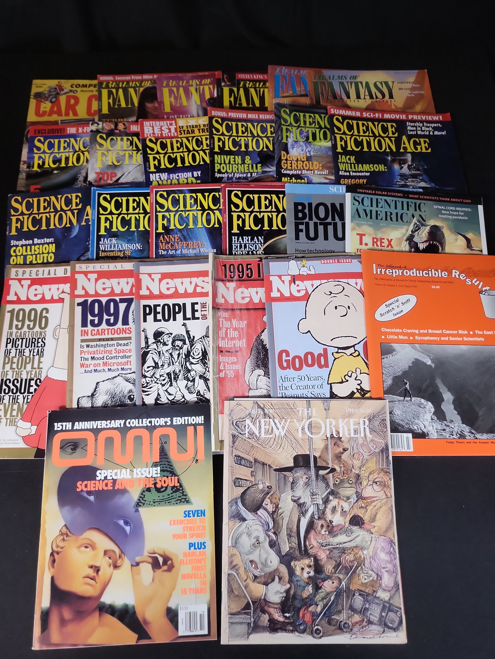 I02582 | An Assortment of Vintage Science Fiction, Fantasy, and News Magazines. Various Publishers, (1 of 6)