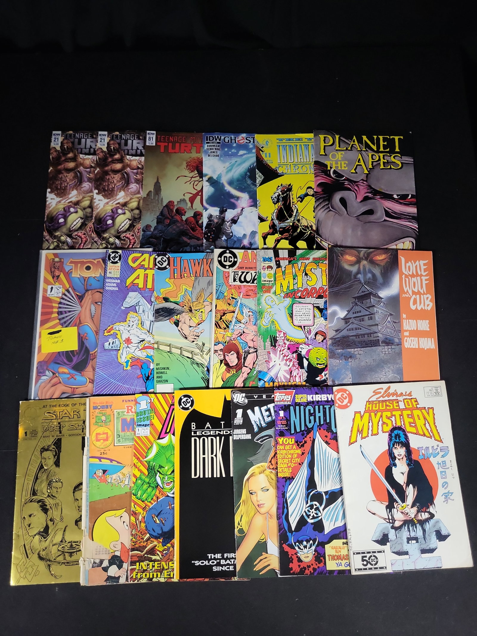 I02801 | An Assortment of Comic Books including DC, Image, Malibu, and IDW Titles, circa 1975-2018 (1 of 11)