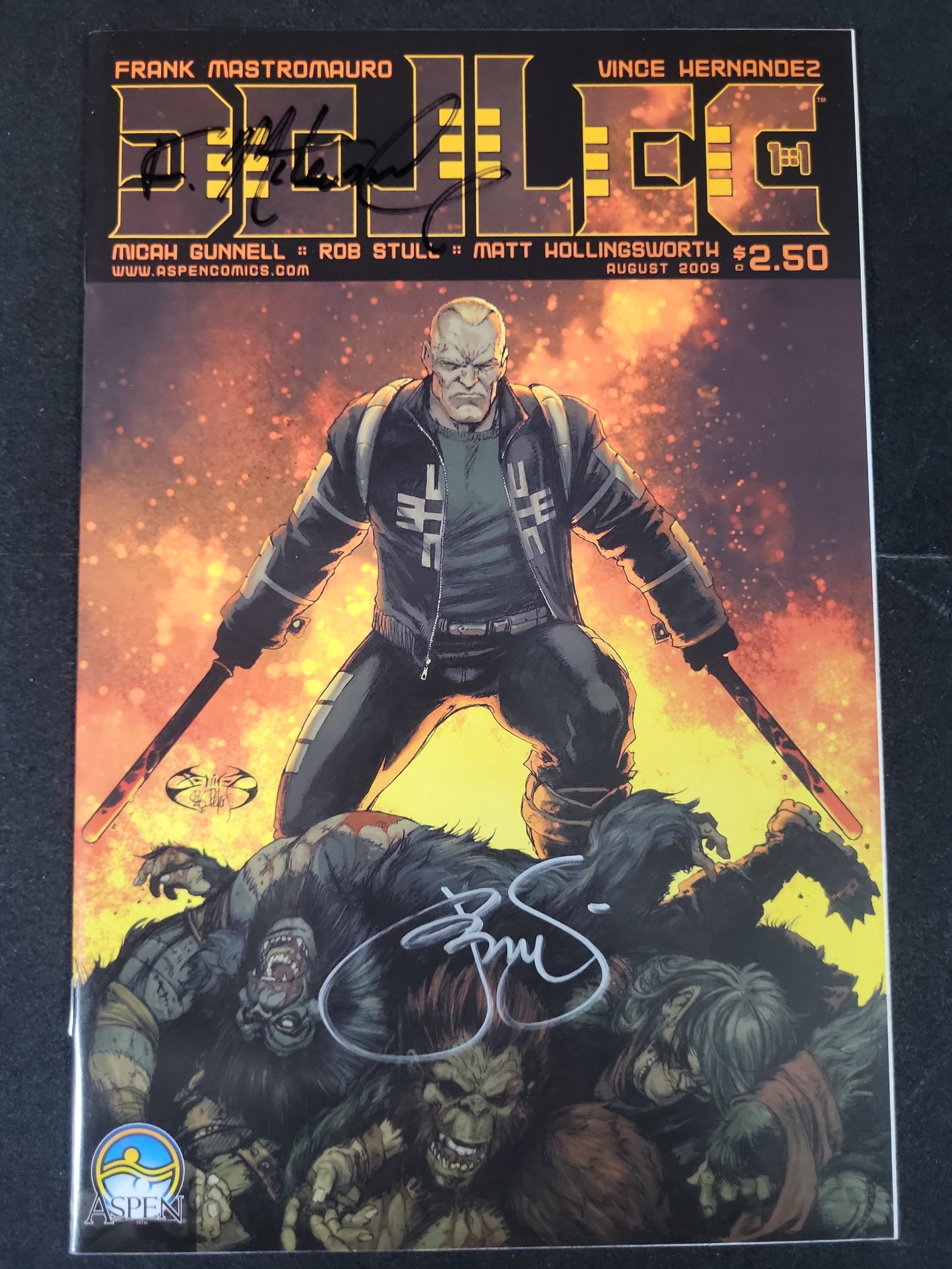 I02478 | Dellec Issue Number 1 Signed Aspen Comics 2009: BID PER WHAT YOU SEE IN THE PHOTO, NOT THE AI GENERATED TITLES AND DESCRIPTIONS! Dellec Issue Number 1 Signed Aspen Comics 2009 This is a single-issue, staple-bound comic book titled Dellec, issue num