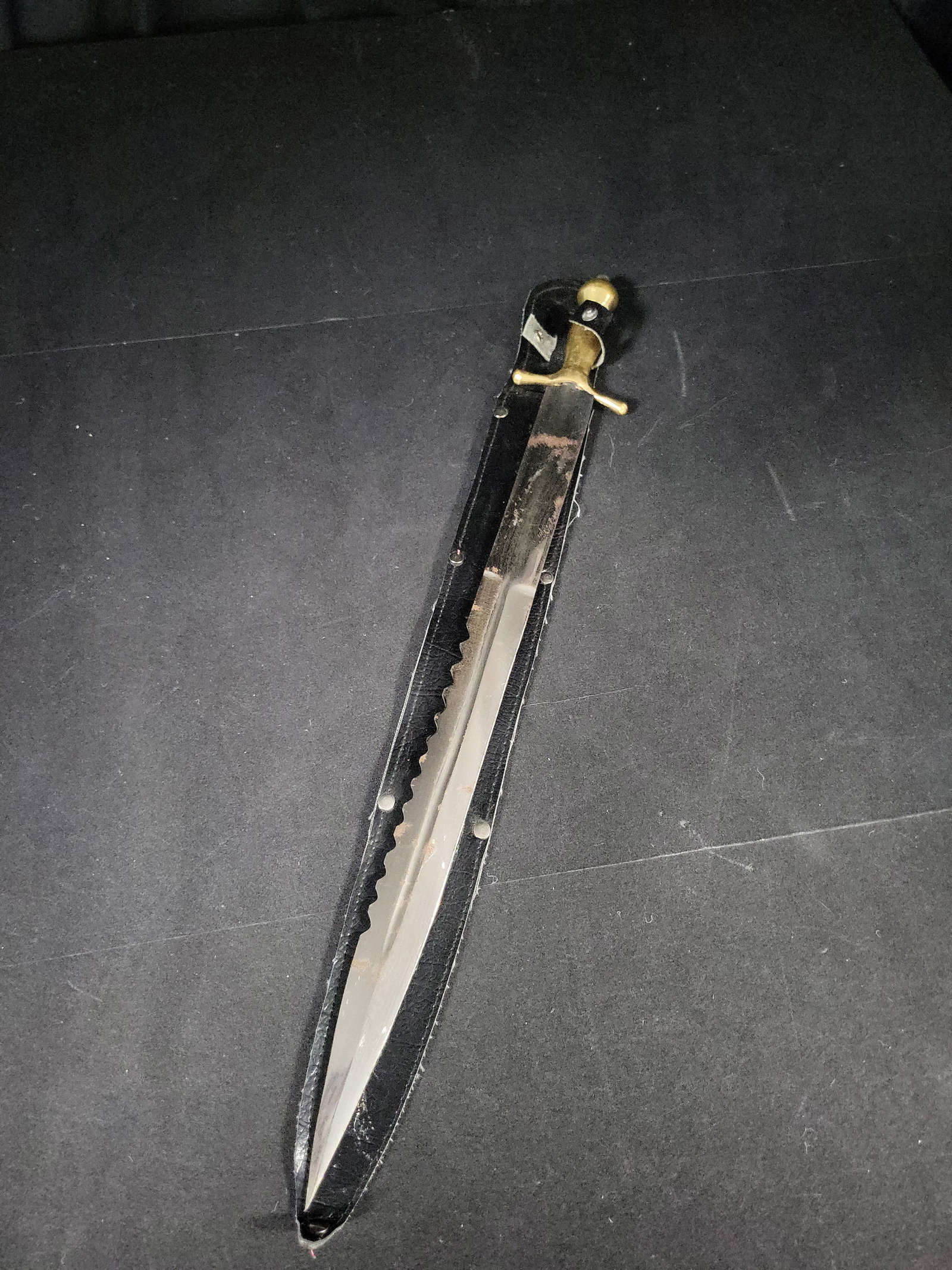 I02795 | Decorative Sawback Short Sword with Cast Brass Hilt (1 of 7)
