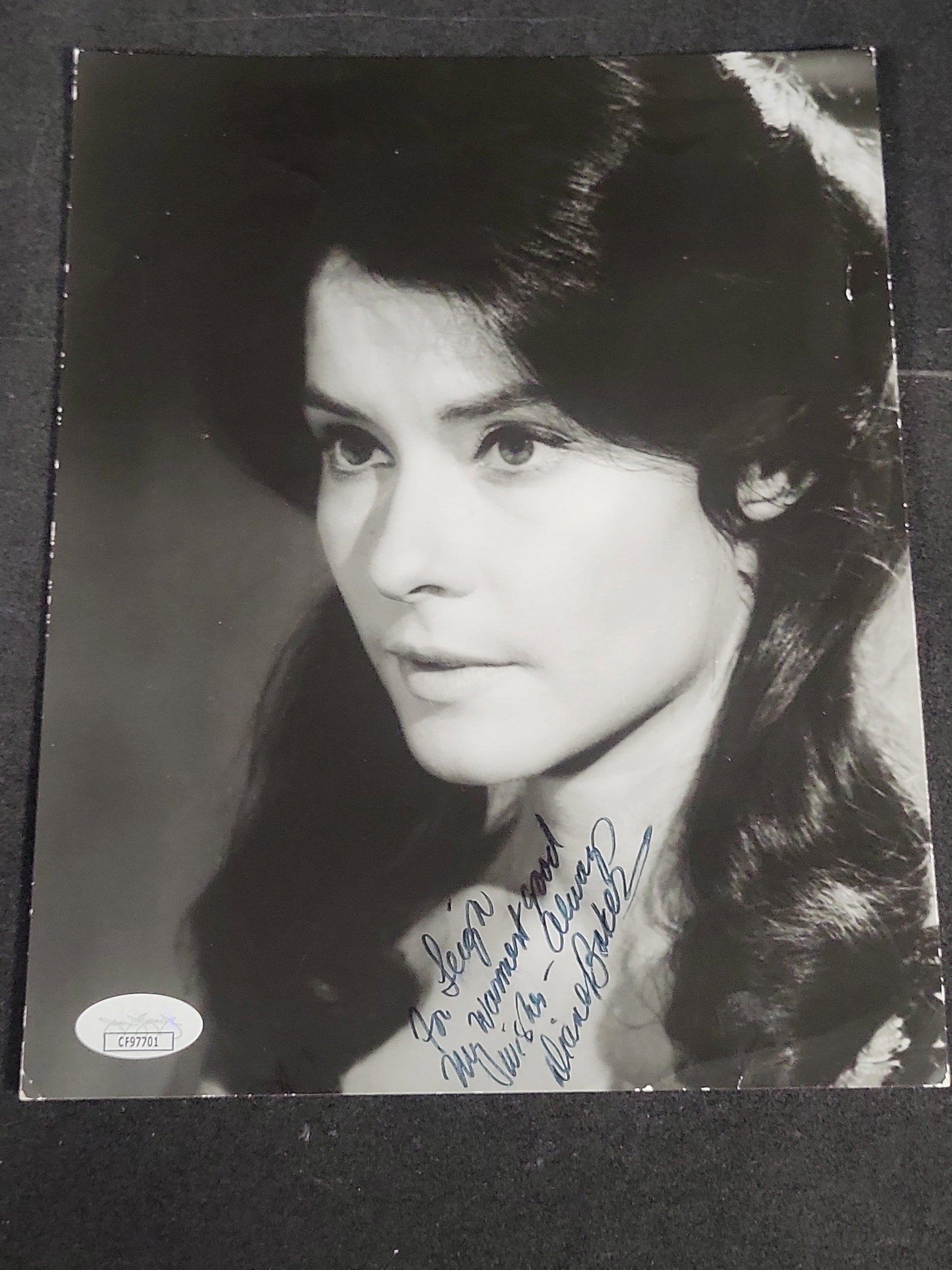 I03426 | Valerie Bertinelli Autographed Vintage Promotional Photograph with JSA COA: BID PER WHAT YOU SEE IN THE PHOTO, NOT THE AI GENERATED TITLES AND DESCRIPTIONS! An autographed vintage black-and-white promotional photograph of American actress Valerie Bertinelli. The photograph fe
