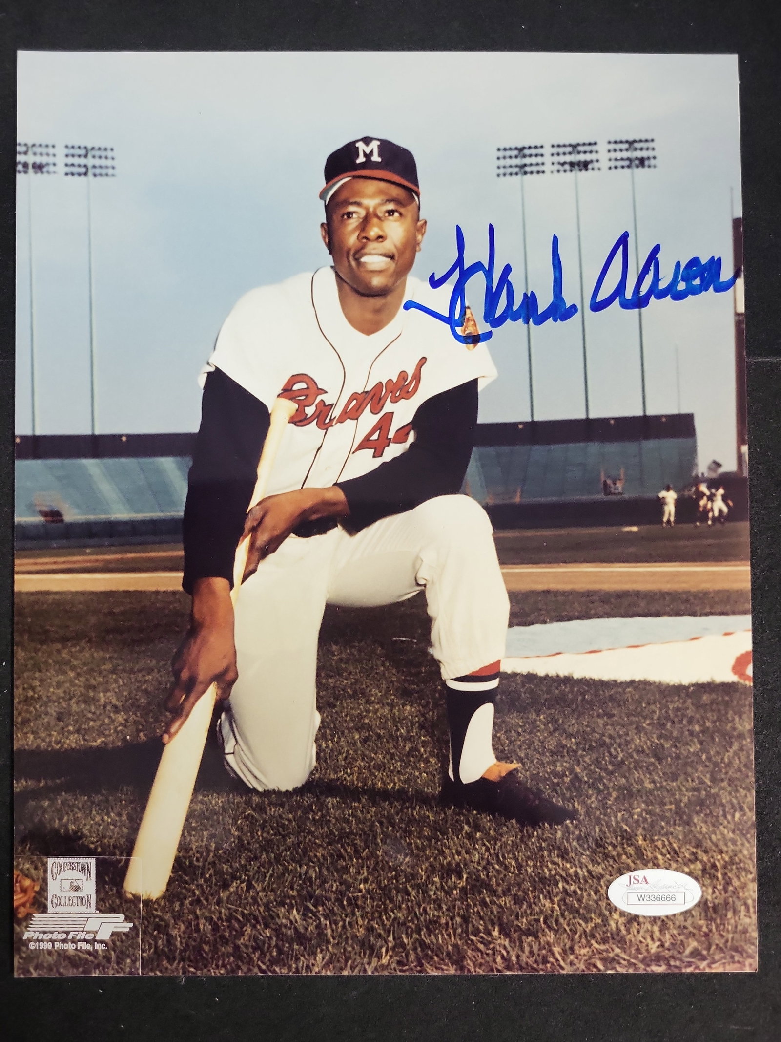 I03418 | Hank Aaron Hand-Signed Milwaukee Braves 8x10 Photograph with JSA Authentication (1 of 3)
