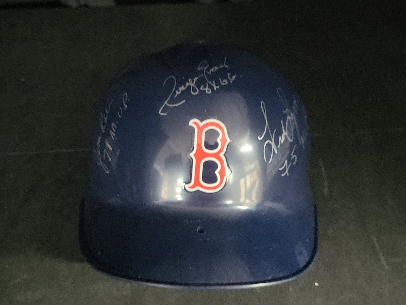 I03099 | Boston Red Sox Multi-Signed Souvenir Batting Helmet with Jim Rice, Fred Lynn, and Dwight (1 of 5)