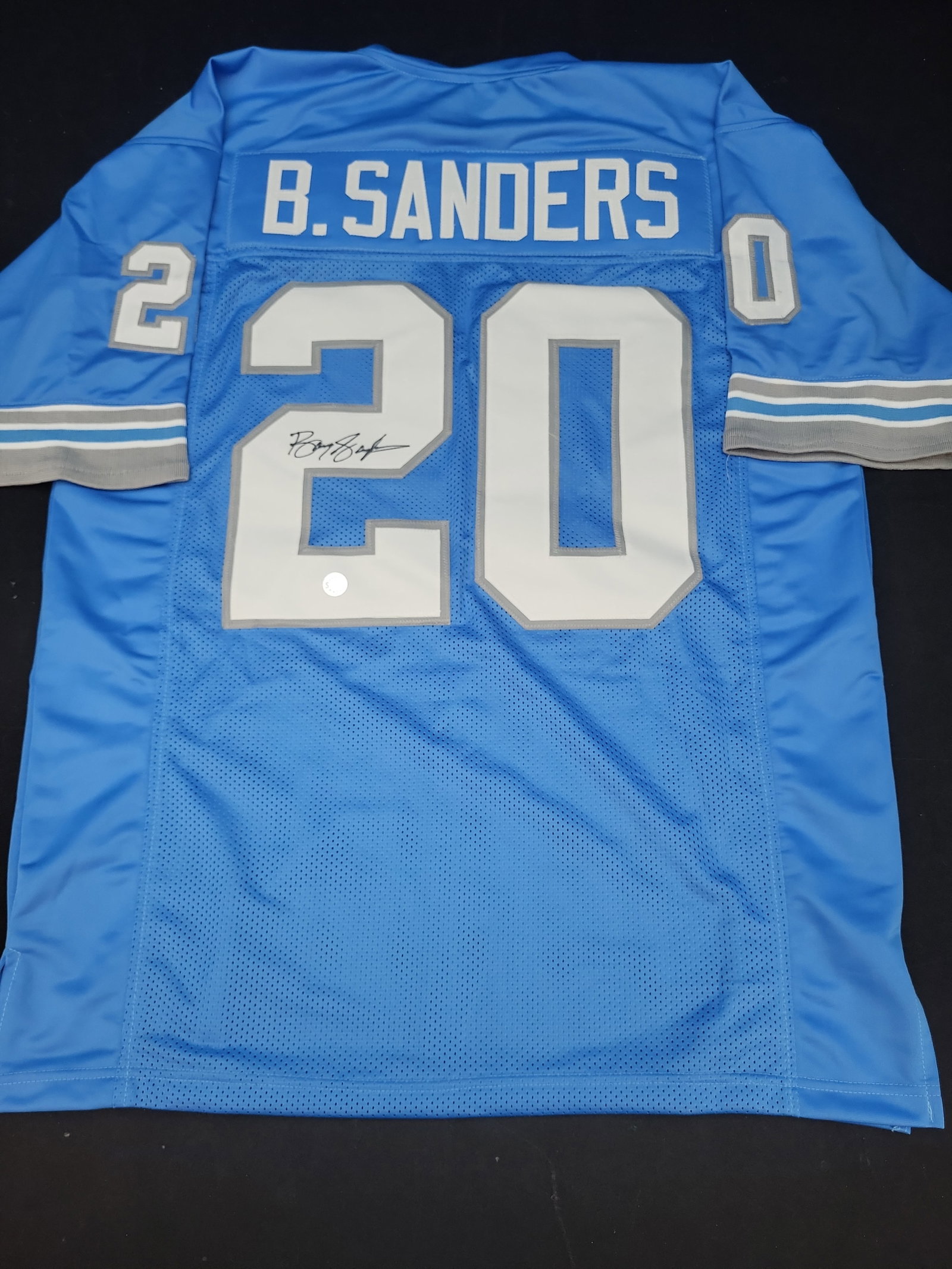 I03852 | Barry Sanders Signed Detroit Lions Custom Football Jersey with Schwartz Sports (1 of 6)