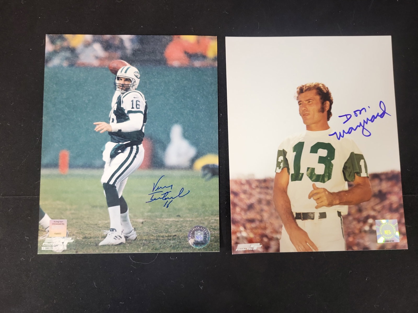 I01483 | Two New York Jets Autographed Photographs featuring Vinny Testaverde and Don Maynard: BID PER WHAT YOU SEE IN THE PHOTO, NOT THE AI GENERATED TITLES AND DESCRIPTIONS! Two New York Jets Autographed Photographs featuring Vinny Testaverde and Don Maynard This lot consists of two autograph